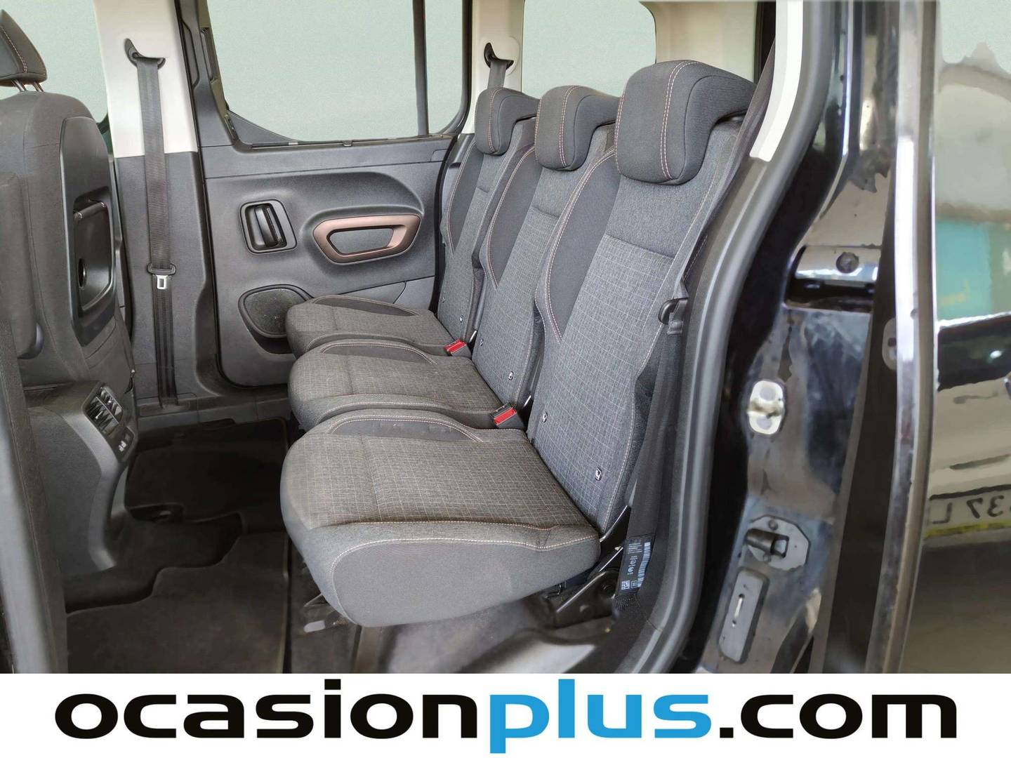 Foto asientos traseros Peugeot Rifter Peugeot Rifter BlueHDi 130 GT Standard (130 CV)