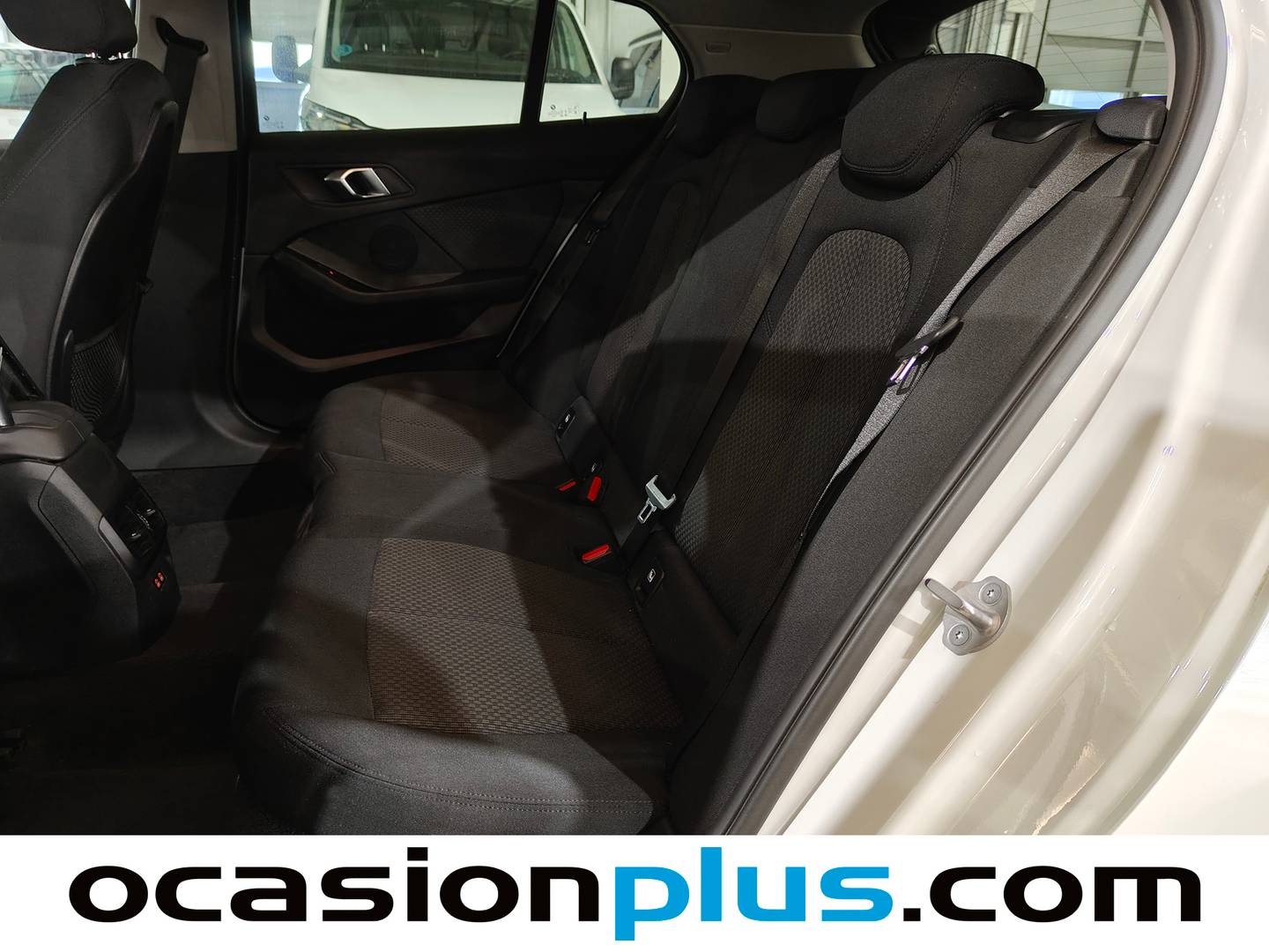 Foto asientos traseros BMW Serie 1 BMW Serie 1 118i (136 CV)