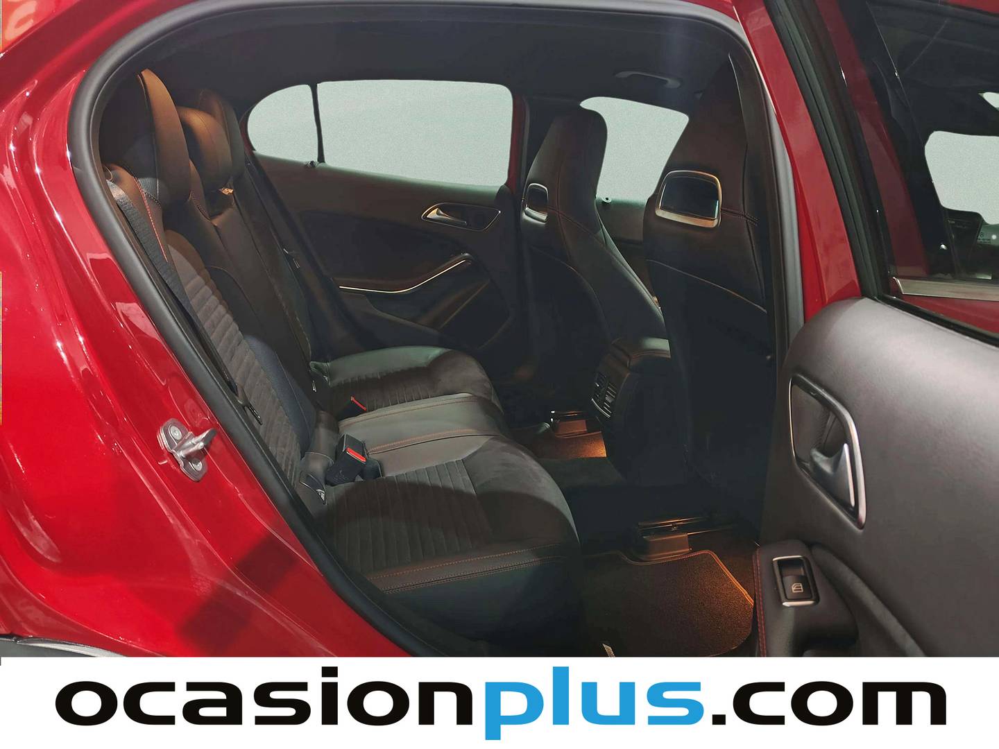 Foto Mercedes GLA Mercedes-Benz GLA 200 d  (136 CV) Pack AMG