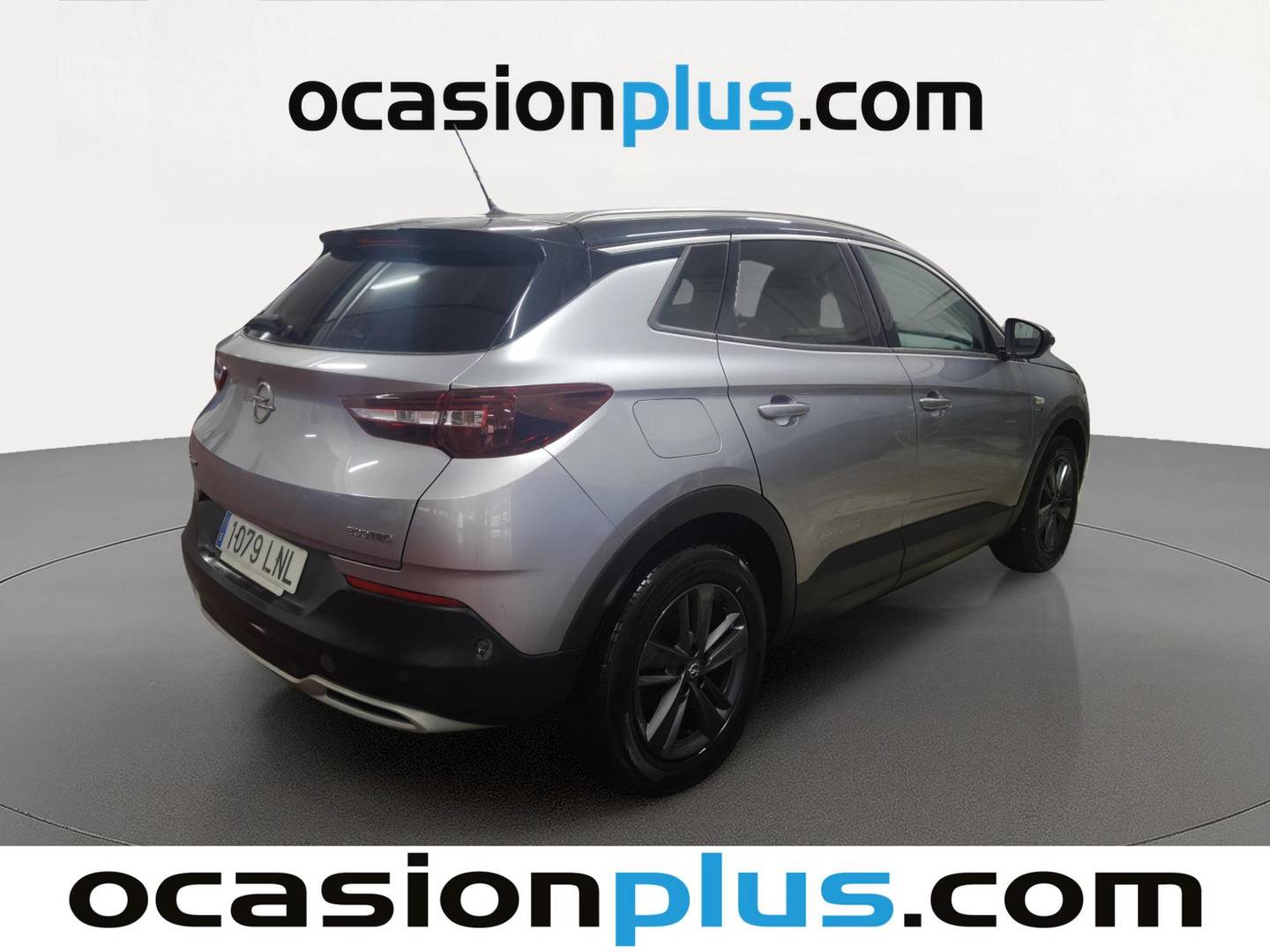 Foto trasera Opel Grandland X Opel Grandland X 1.2 Turbo Edition (130 CV) derecha