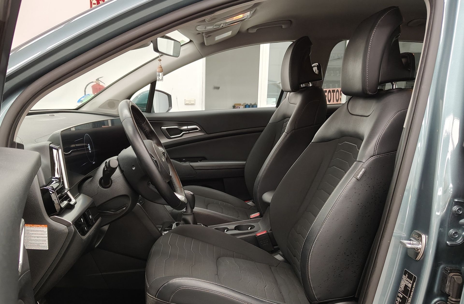 Kia Sportage 1.6 T-GDi MHEV Tech 4x2 - foto 12