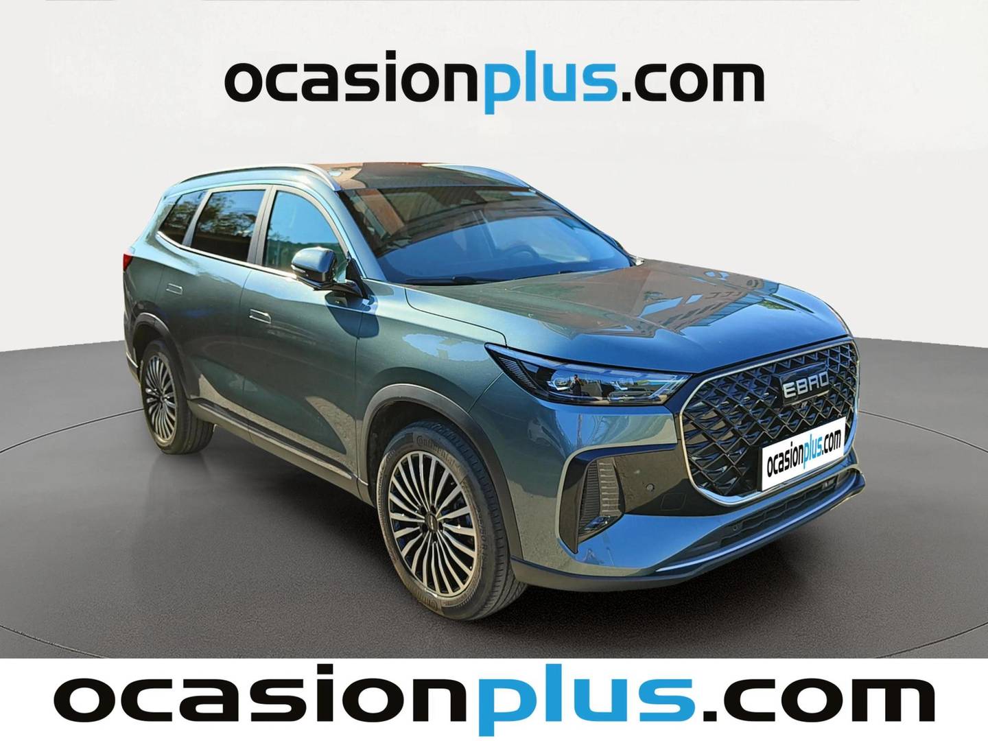 Foto delantera EBRO S800 EBRO S800 1.6 TGDI Premium DCT (147 CV) 7 Plazas derecha