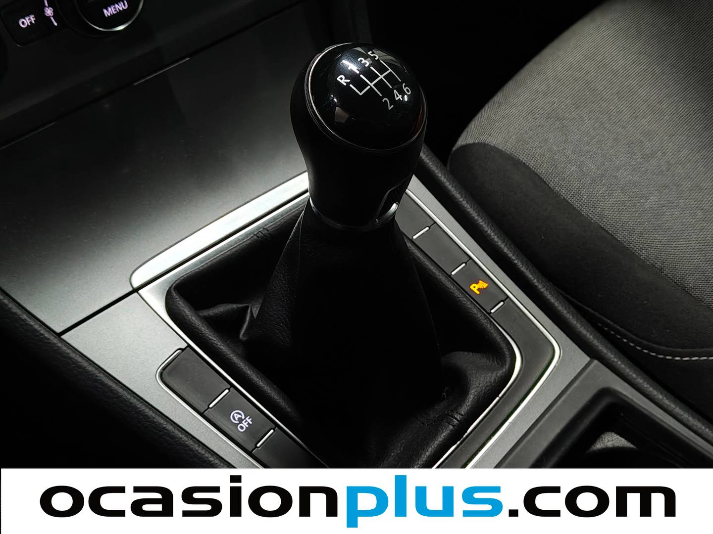 Volkswagen Golf Volkswagen Golf Special Edition 1.2 TSI BMT (110 CV) de segunda mano