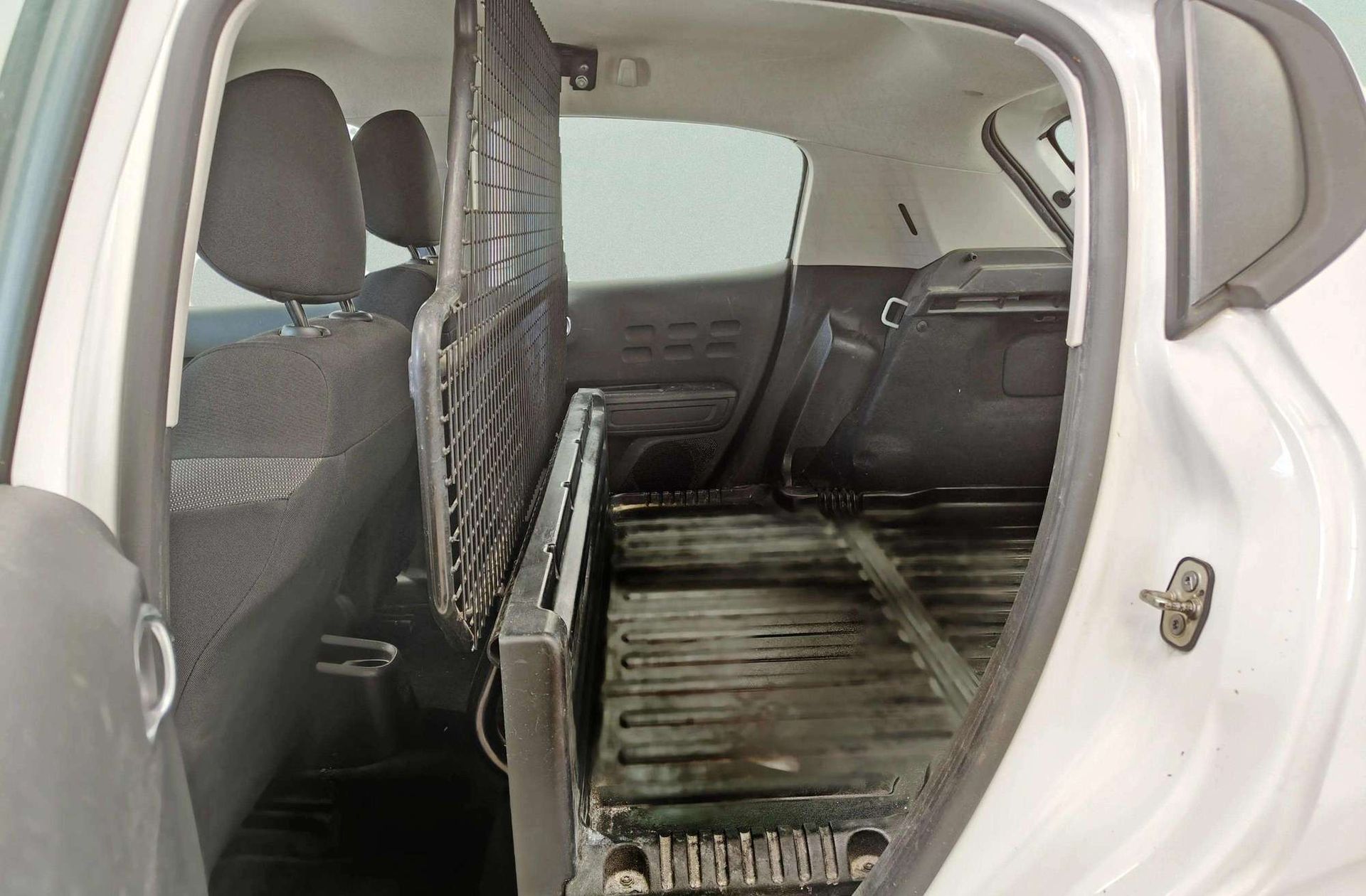 Citroën C3 Comercial HDi 100 - foto 9