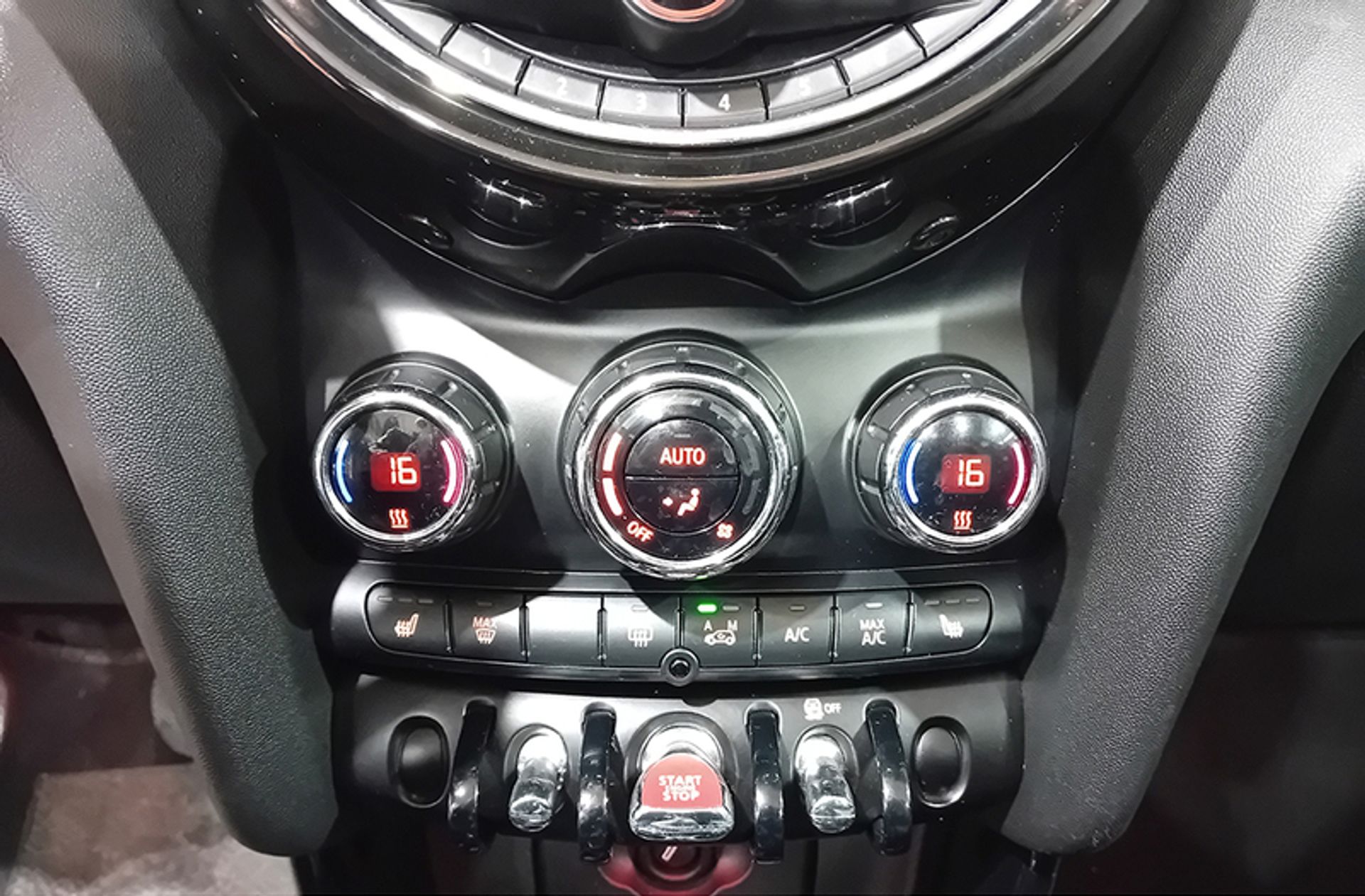MINI Cooper Cabrio Cooper D - foto 34