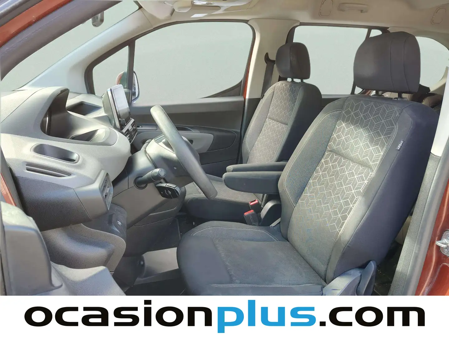 Foto Peugeot Rifter Peugeot Rifter BlueHDi 100 Active Standard Nav+ (100 CV)