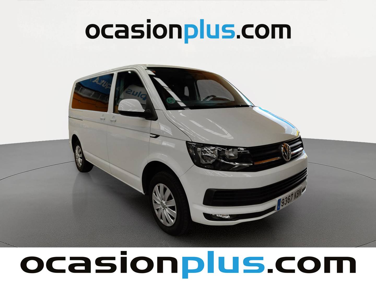 Foto delantera Volkswagen Caravelle Volkswagen Caravelle Trendline Batalla Corta 2.0 TDI BMT (150 CV) derecha