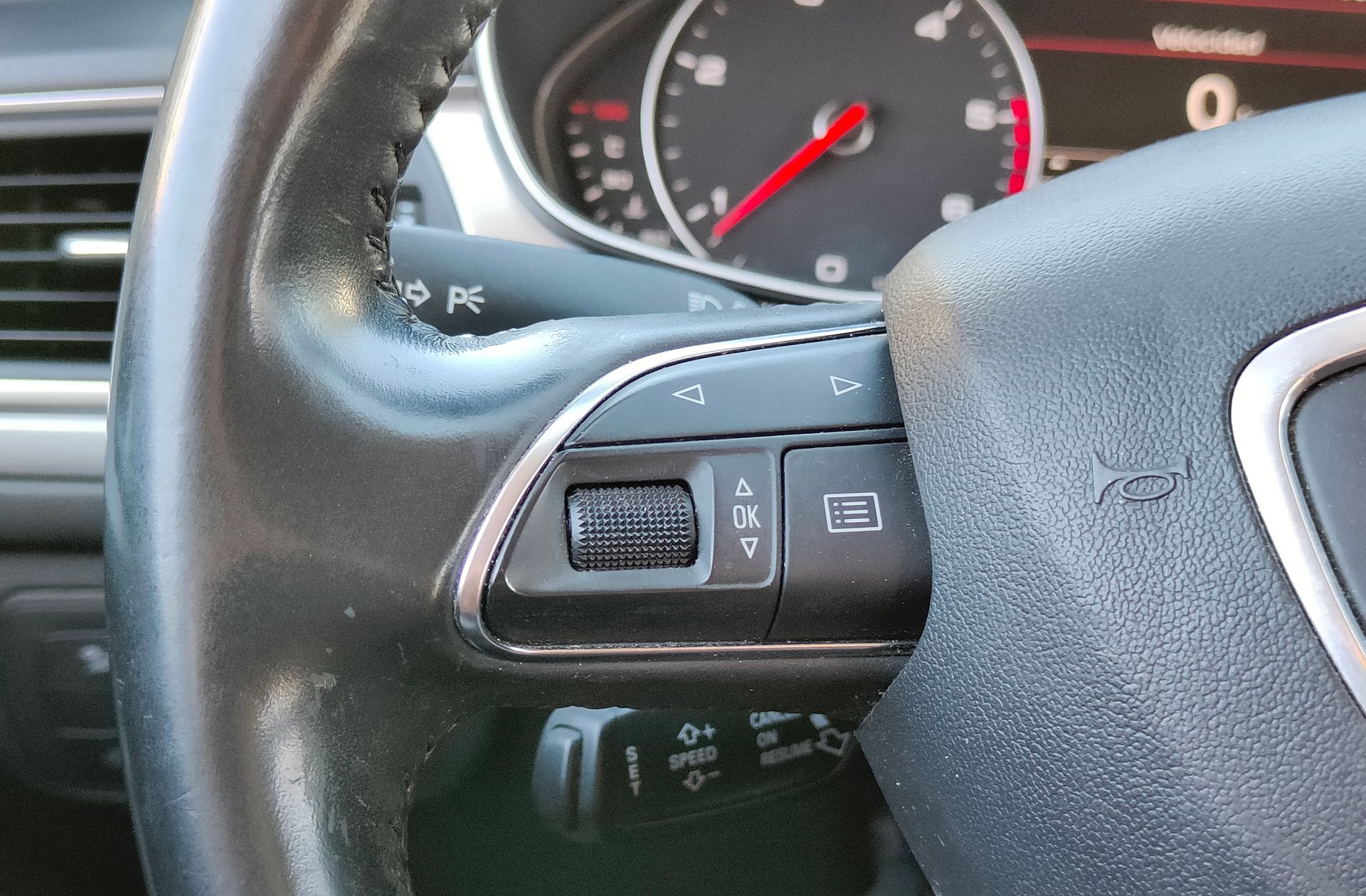 Audi A6 2.0 TDI Multitronic - foto 24