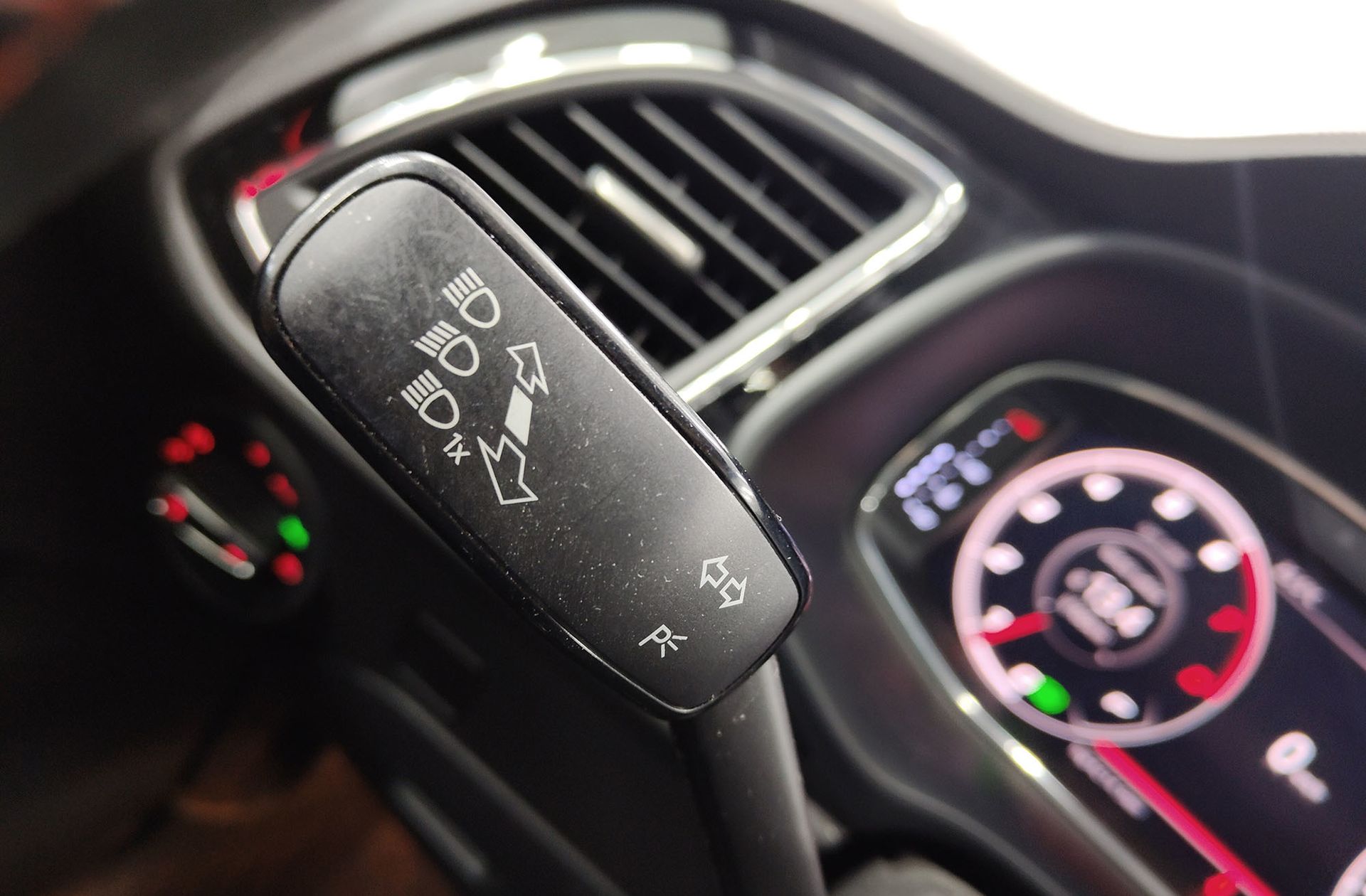 SEAT León 2.0 TSI FR Edition Plus DSG - foto 33