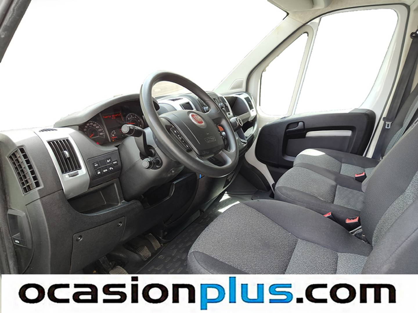 Foto Fiat Ducato Fiat Ducato Furgon 2.3 33 L1H1 (120 CV)