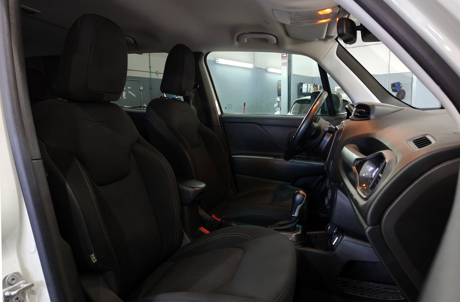 Jeep Renegade 1.3 PHEV S AWD - foto 18