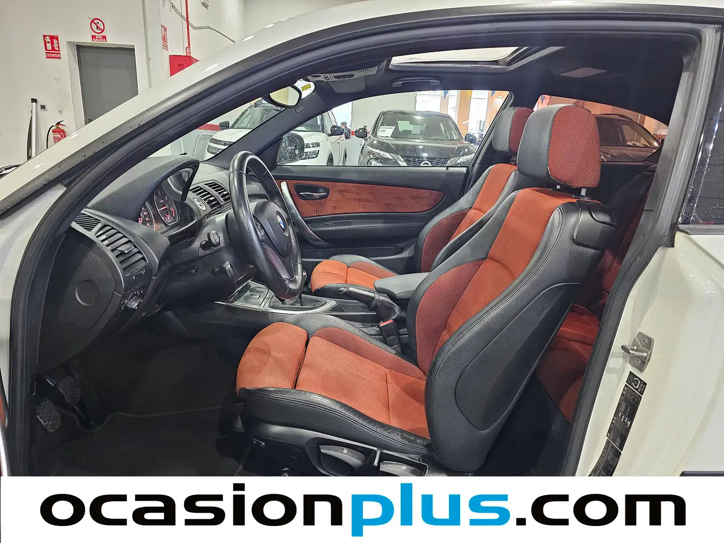 Foto BMW Serie 1 BMW Serie 1 118d  (143 CV)