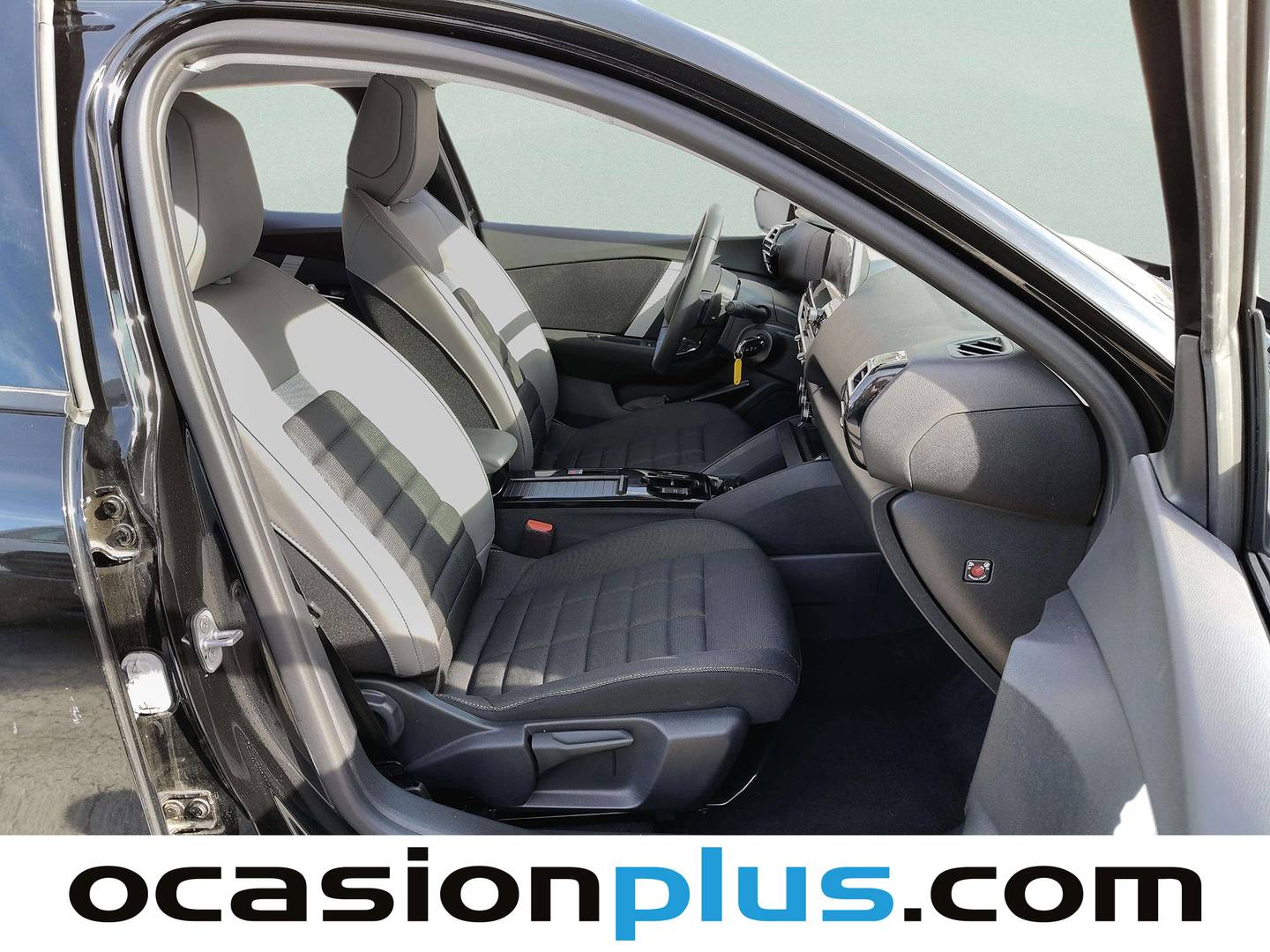 Citroën C4 Citroën C4 PureTech 130 S&S Plus EAT8 (131 CV) gasolina