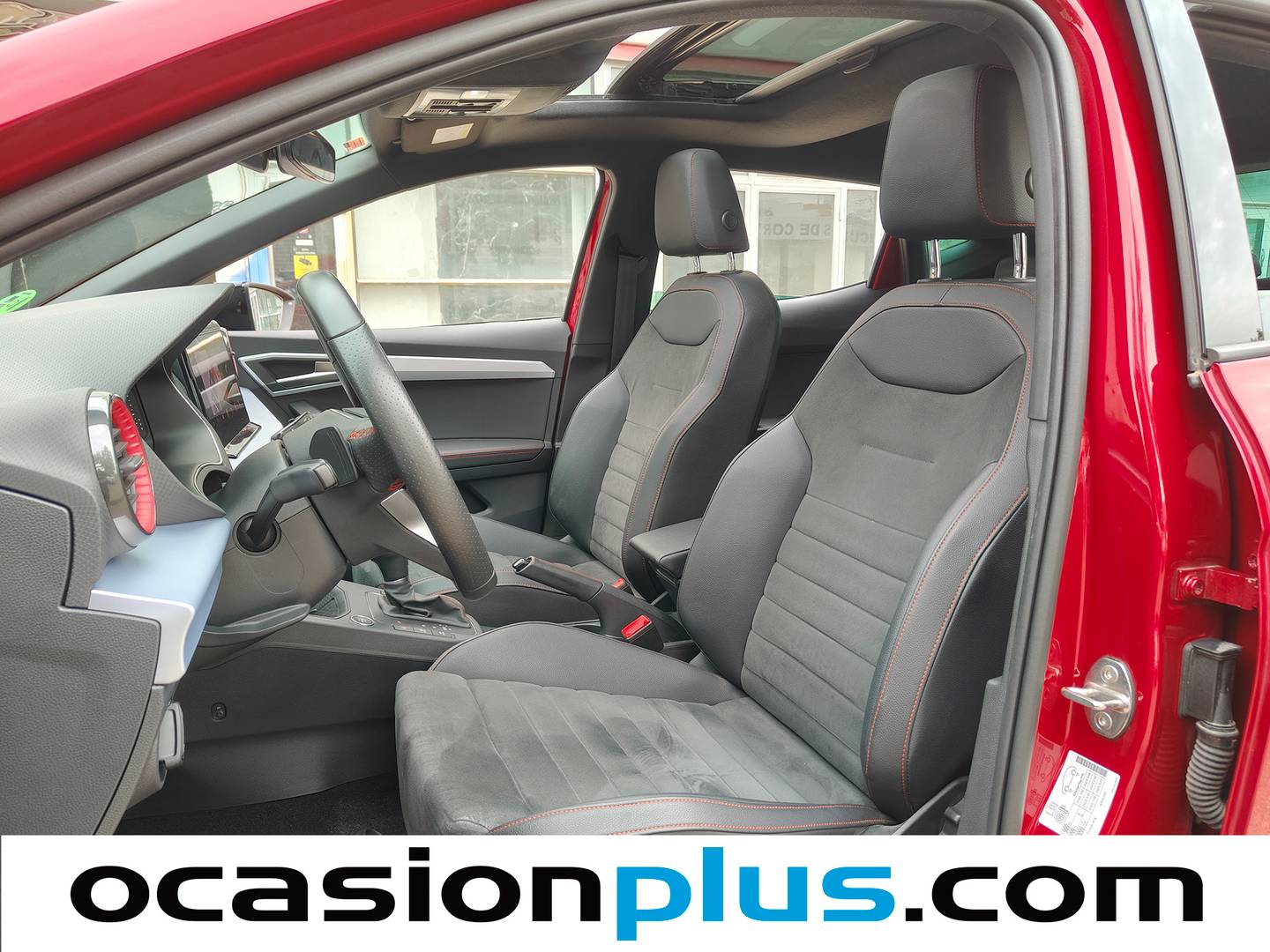 Foto asientos delanteros Seat Ibiza Seat Ibiza 1.5 TSI S&S FR Plus DSG (150 CV)