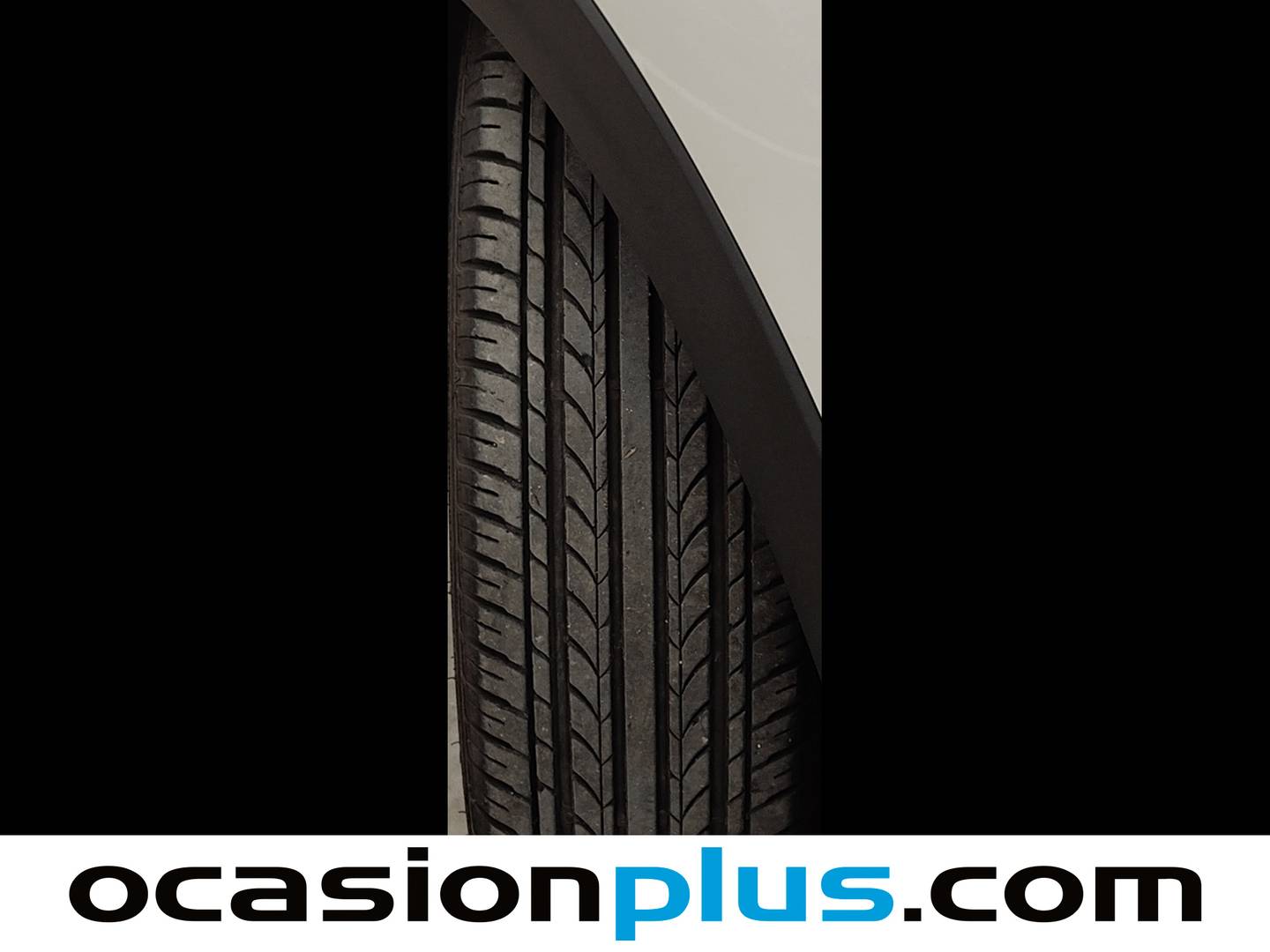 Foto KIA Stonic Kia Stonic 1.0 T-GDi Black Edition DCT (120 CV)