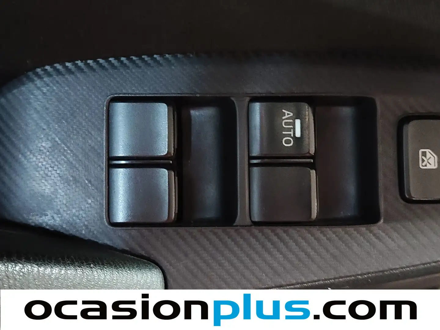 Foto Mazda Mazda3 Mazda Mazda 3 1.5 DE MT Luxury+Nav SportSedan (105 CV)