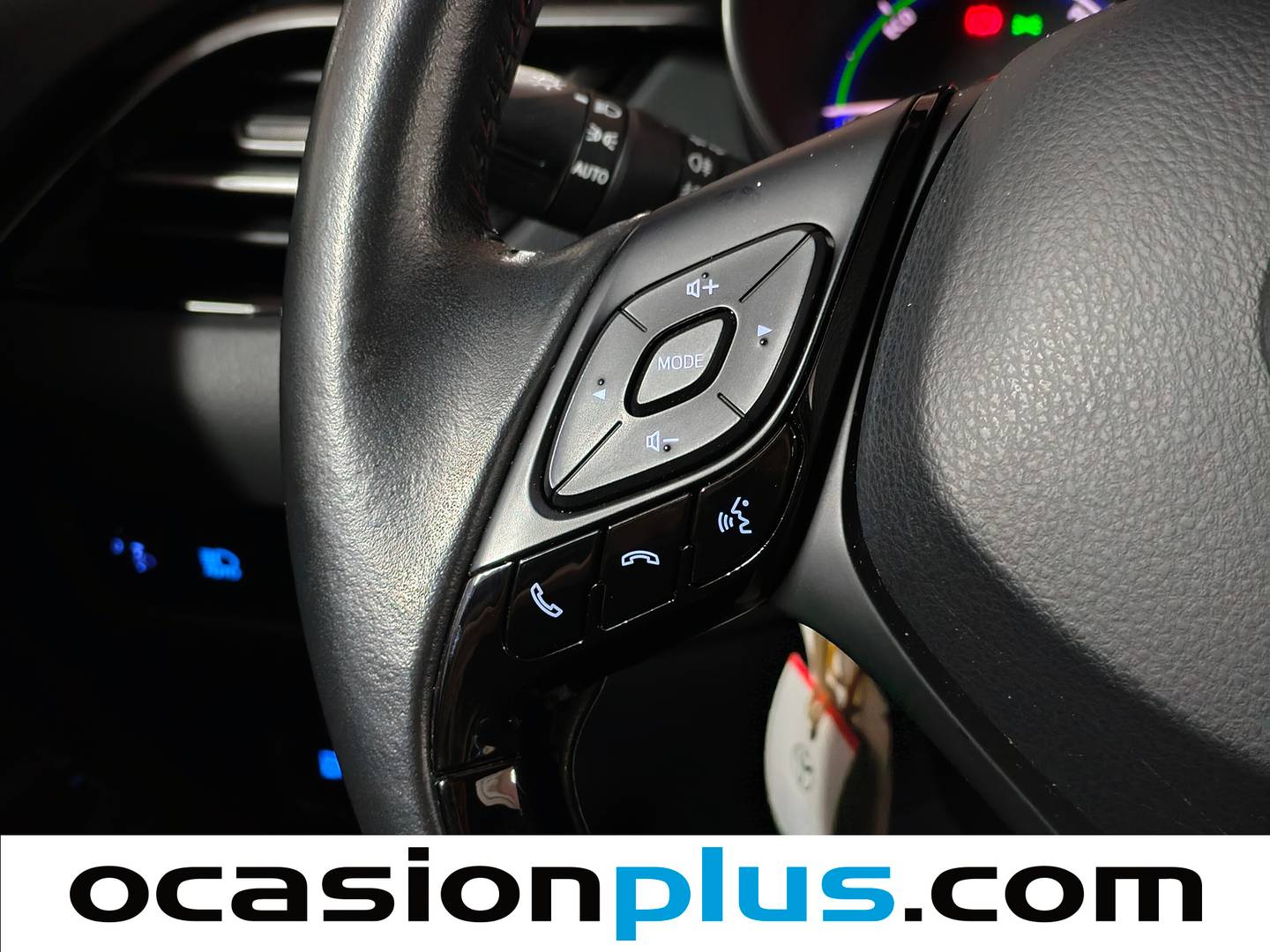 Foto Toyota C-HR Toyota C-HR 1.8 125H Advance (122 CV)