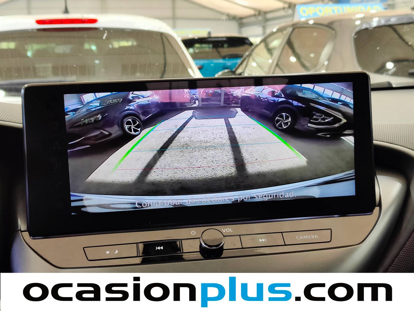 Foto Nissan JUKE Nissan Juke DIG-T N-Connecta 4x2 DCT (114 CV)