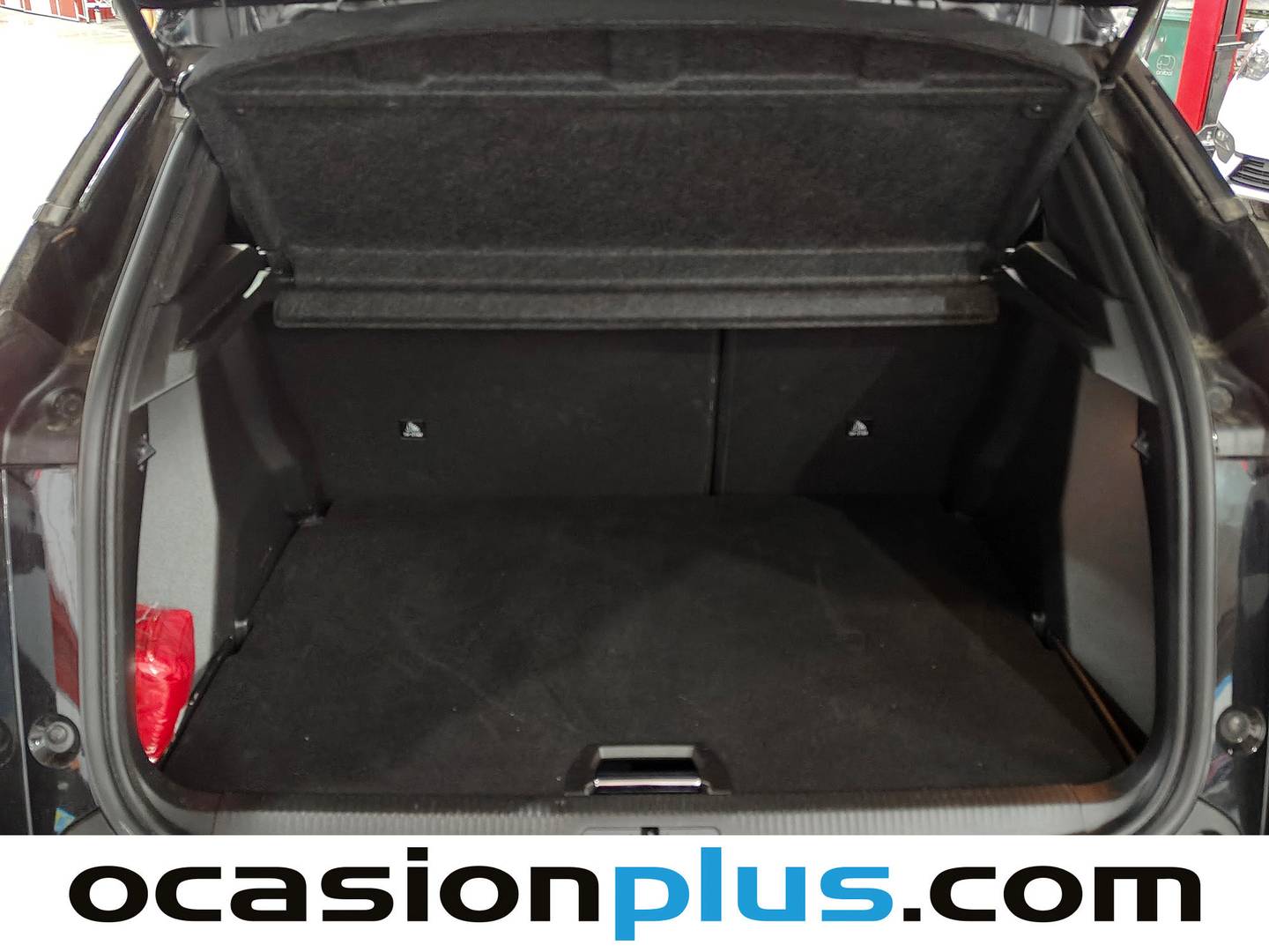 Fotos maletero Peugeot 2008 Peugeot 2008 PureTech 130 S&S GT EAT8 (130 CV)