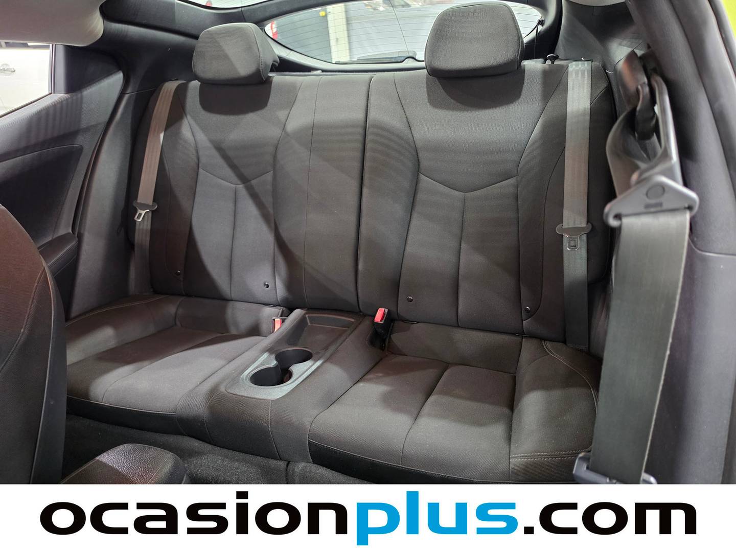Foto asientos traseros Hyundai Veloster Hyundai Veloster 1.6 GDI (140 CV)