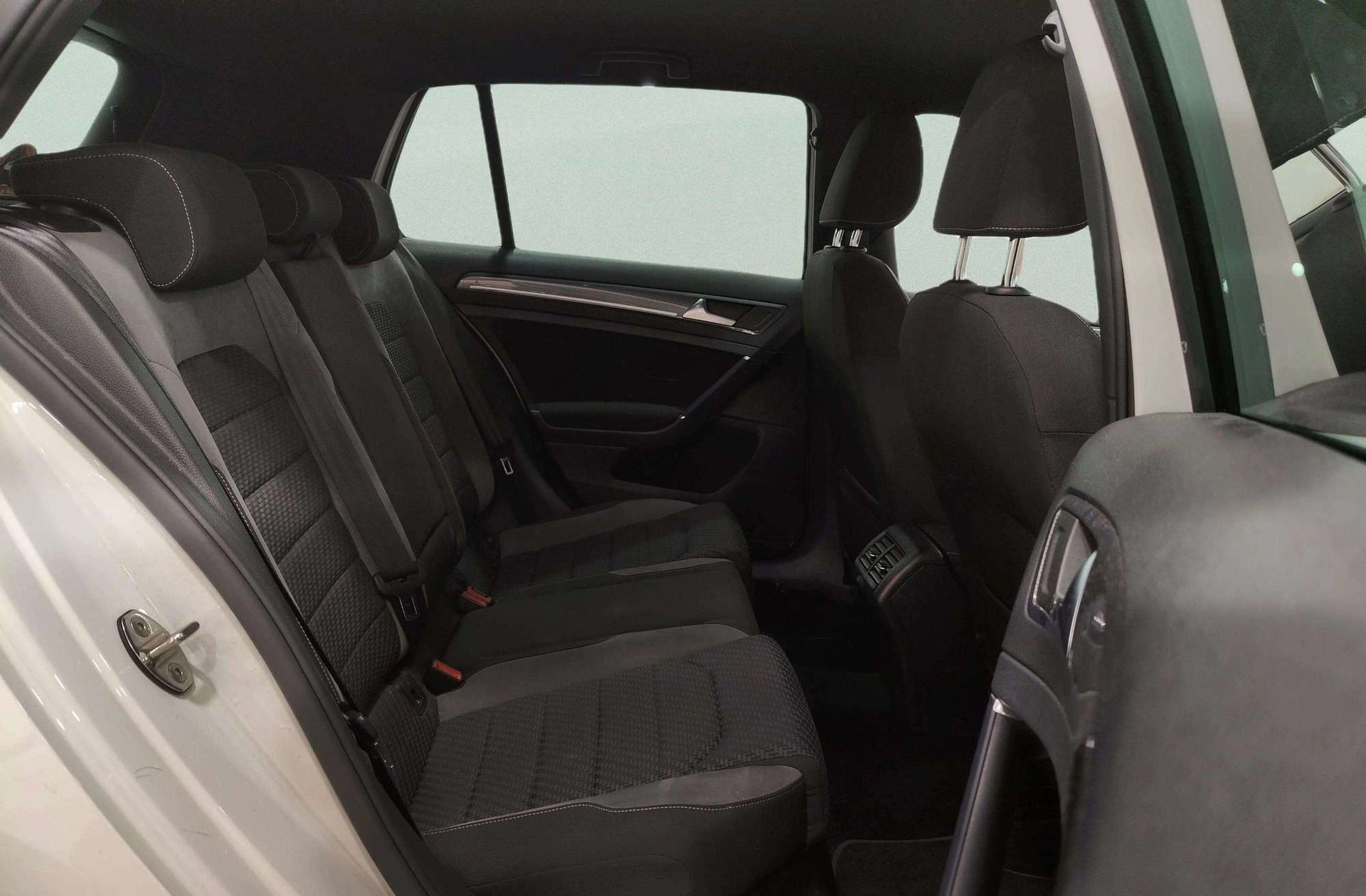 Volkswagen Golf Sport R-Line 1.5 TSI - foto 17