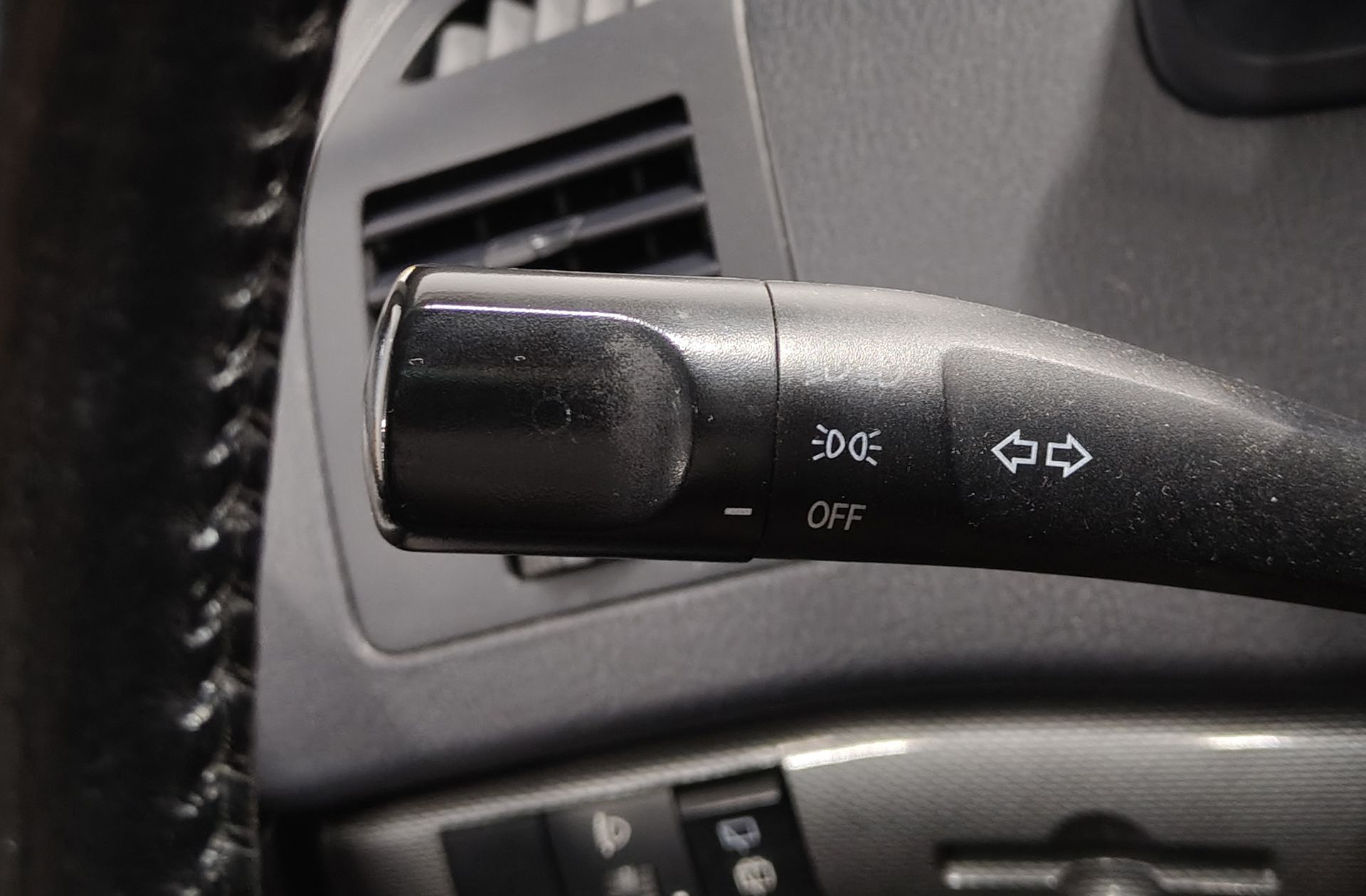 SsangYong Rodius 2.0 e-Xdi Limited 7 plazas - foto 26