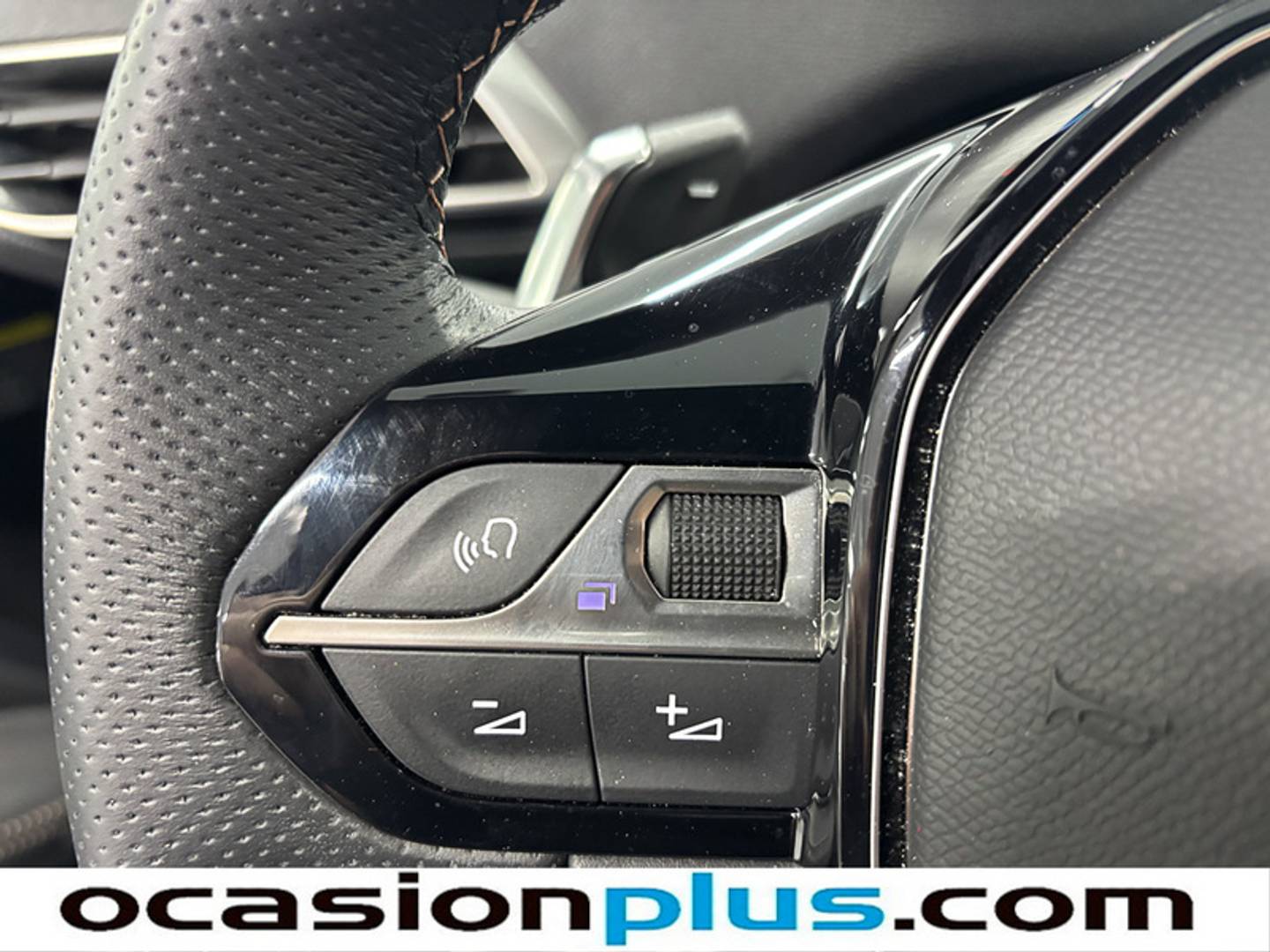 Foto Peugeot 3008 Hybrid Peugeot 3008 Hybrid 300 GT e-EAT8 (300 CV)