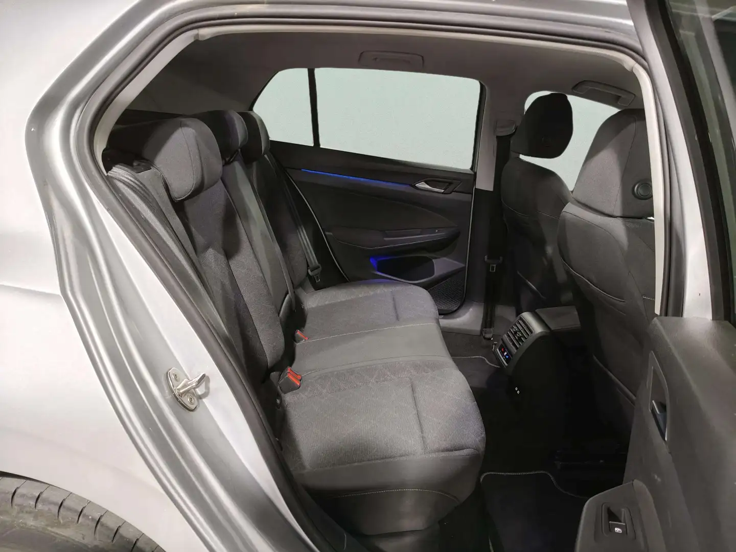 Foto Volkswagen Golf Volkswagen Golf Life 2.0 TDI (150 CV) DSG