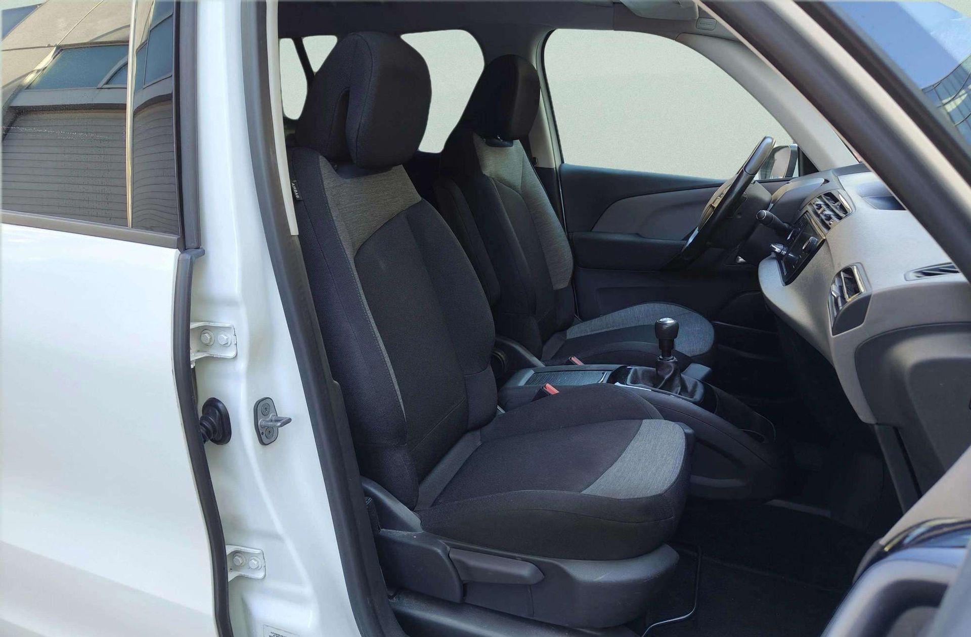 Citroën C4 Grand Picasso 1.6 BlueHDi Feel 7 plazas - foto 21