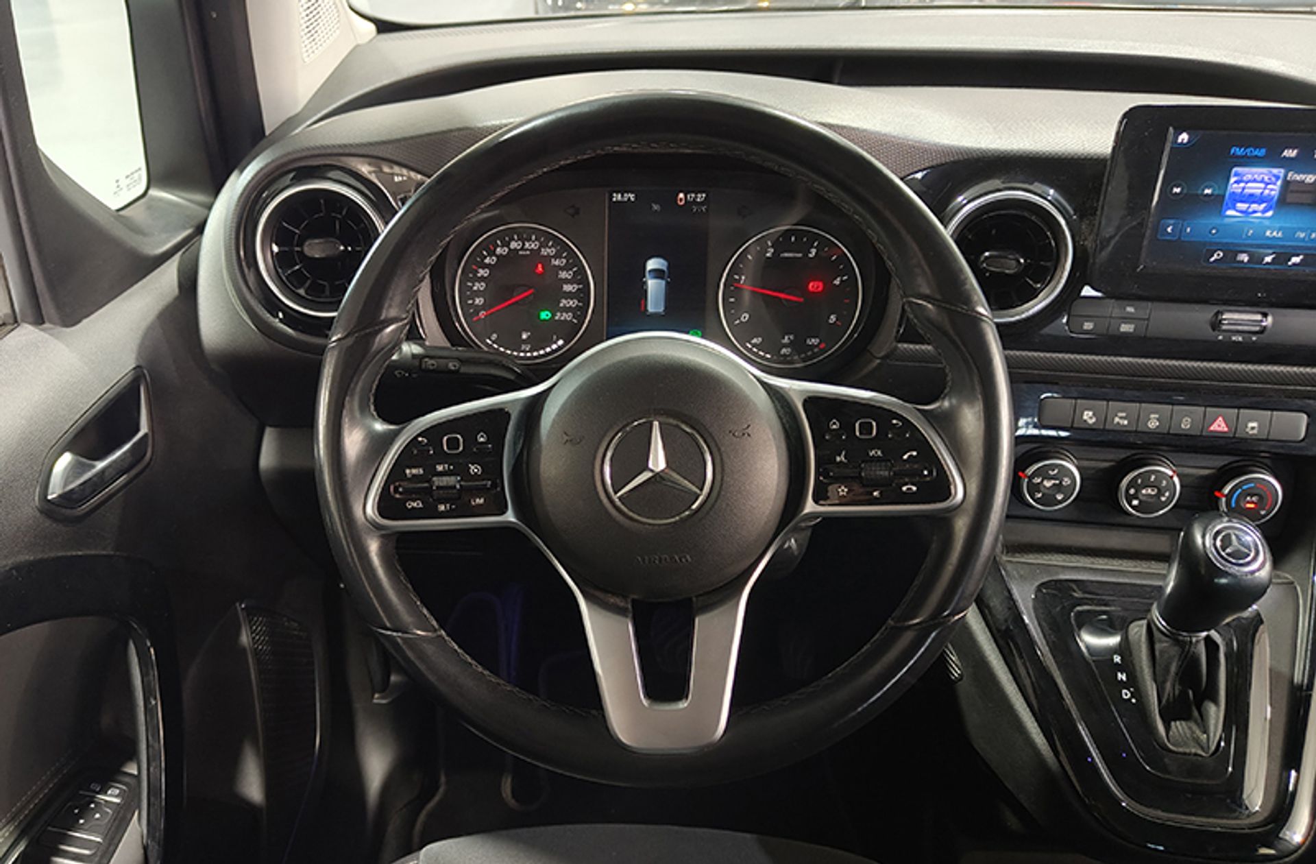 Mercedes-Benz Clase T 180 d - foto 20