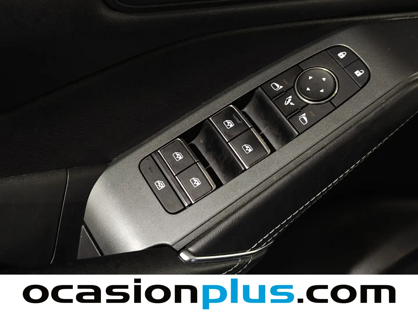 Foto Nissan QASHQAI Nissan Qashqai DIG-T 140 N-Connecta (140 CV)