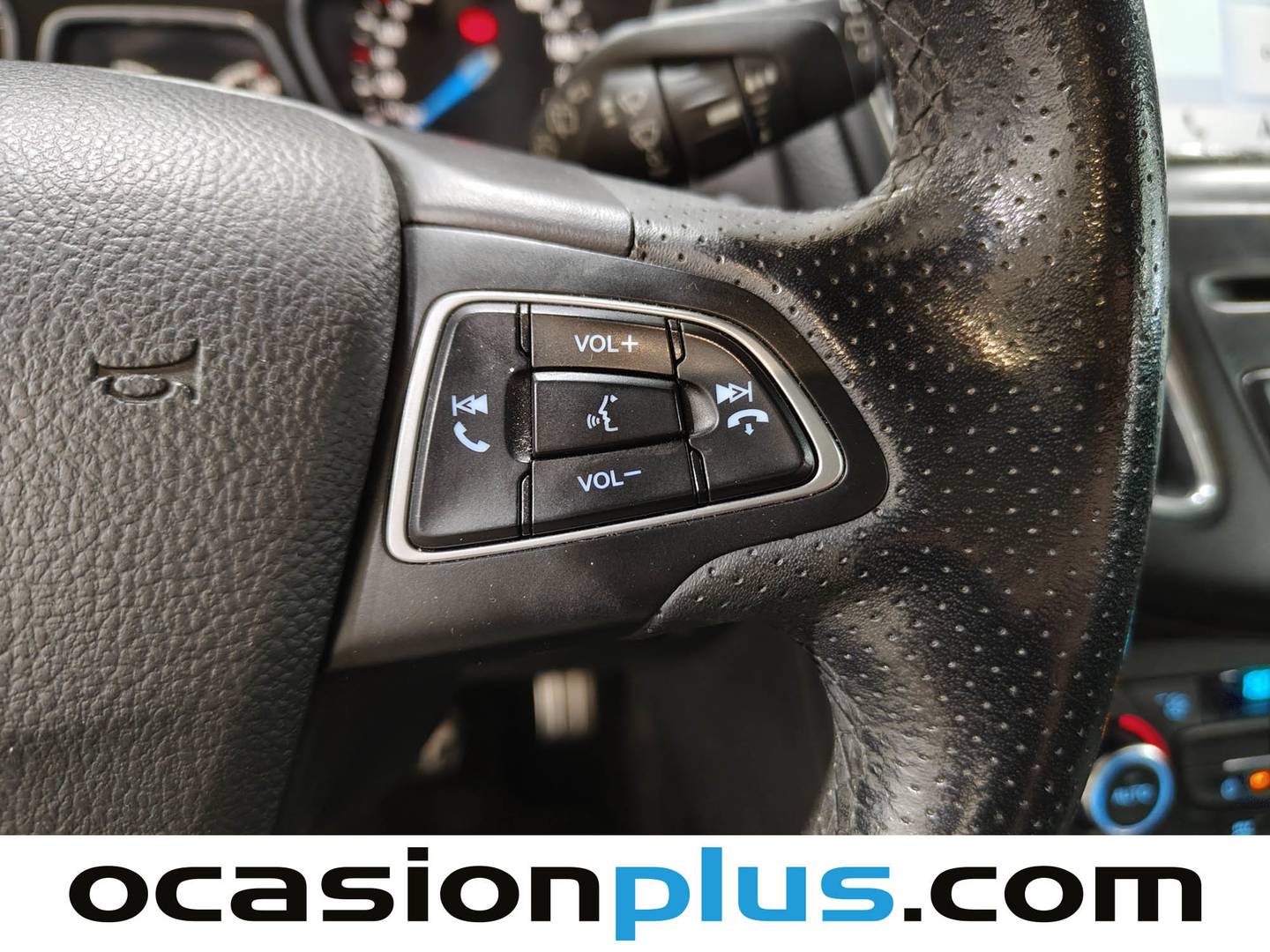 Paquetes del Ford Focus Ford Focus 1.5 Ecoboost ST-Line Red&Black (182 CV)