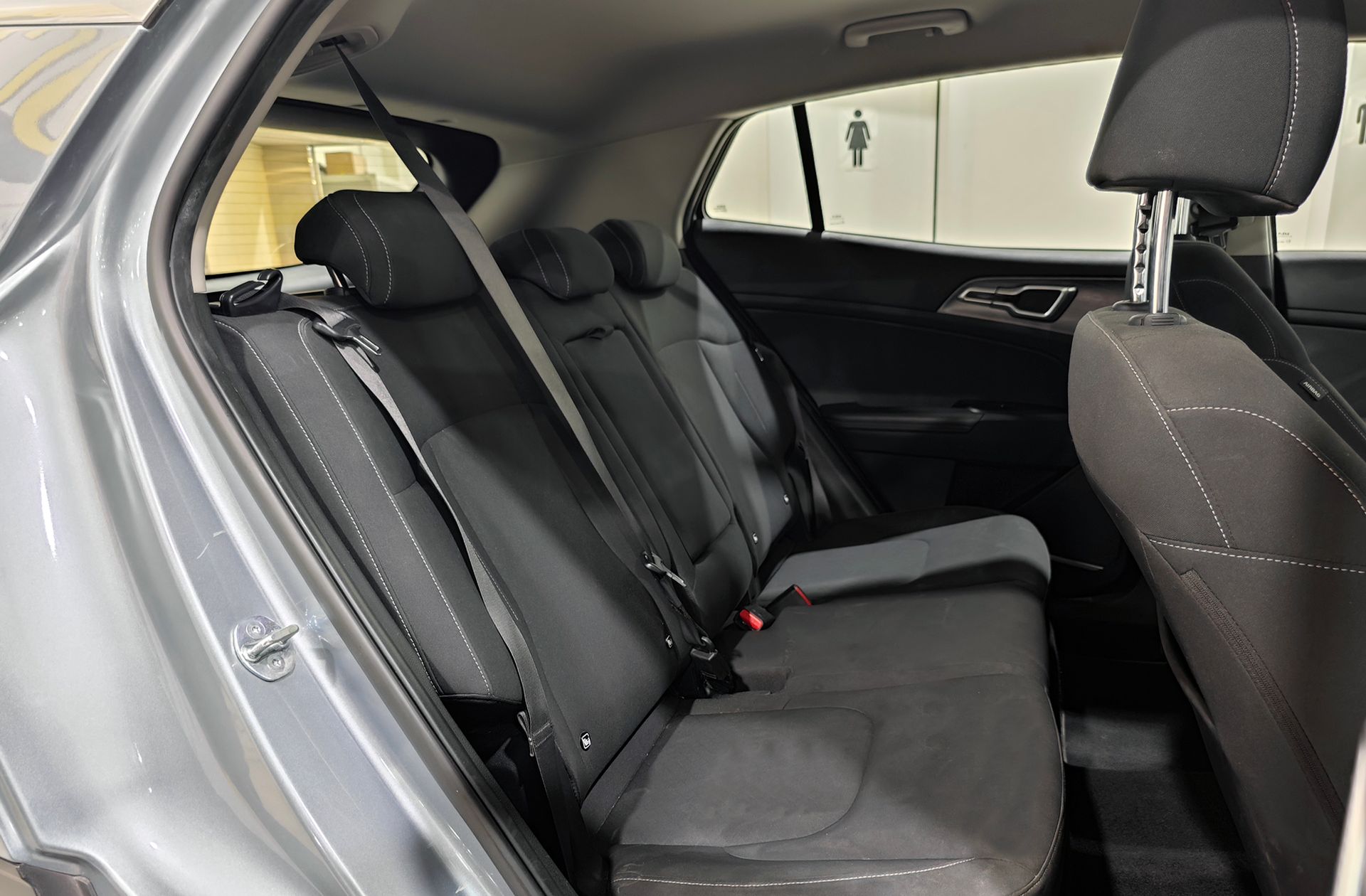 Kia Sportage 1.6 CRDi MHEV Business 4x2 - foto 21