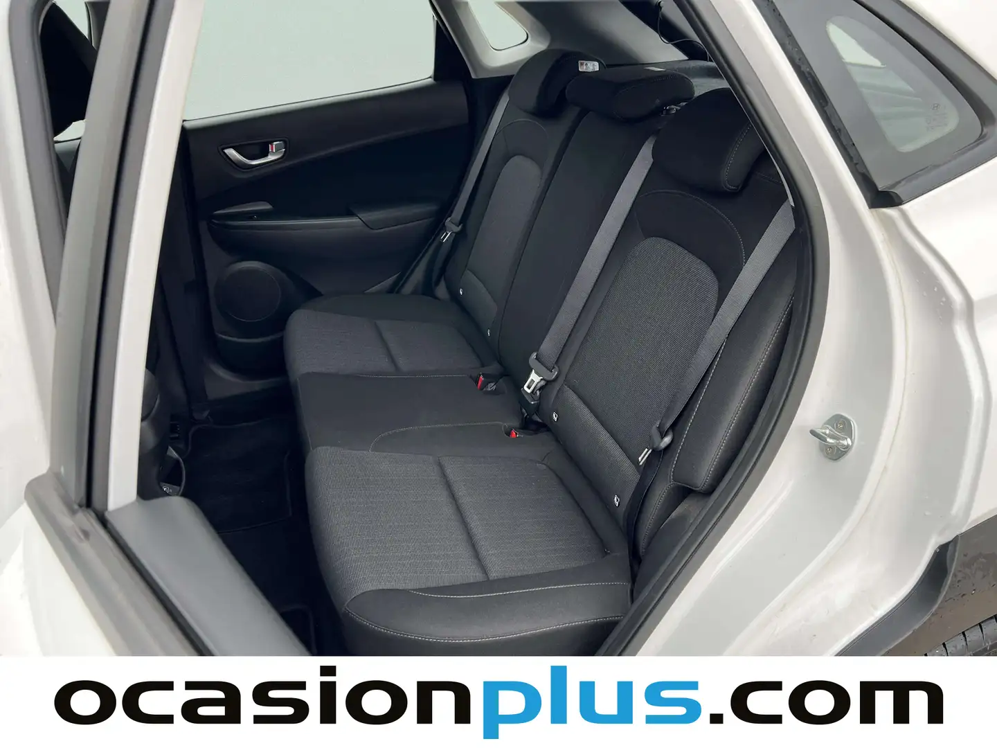 Foto Hyundai Kona Hyundai Kona 1.6 GDI HEV Maxx DCT (141 CV)