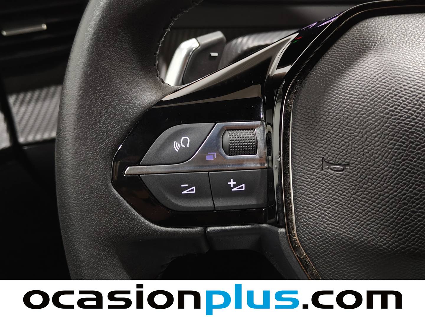 Peugeot 2008 Peugeot 2008 Allure Hybrid eDCS6 (145 CV) km 0