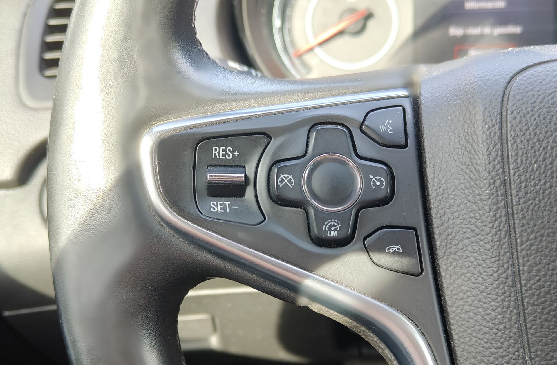 Opel Insignia 1.4 Turbo GLP ecoFlex Selective - foto 24