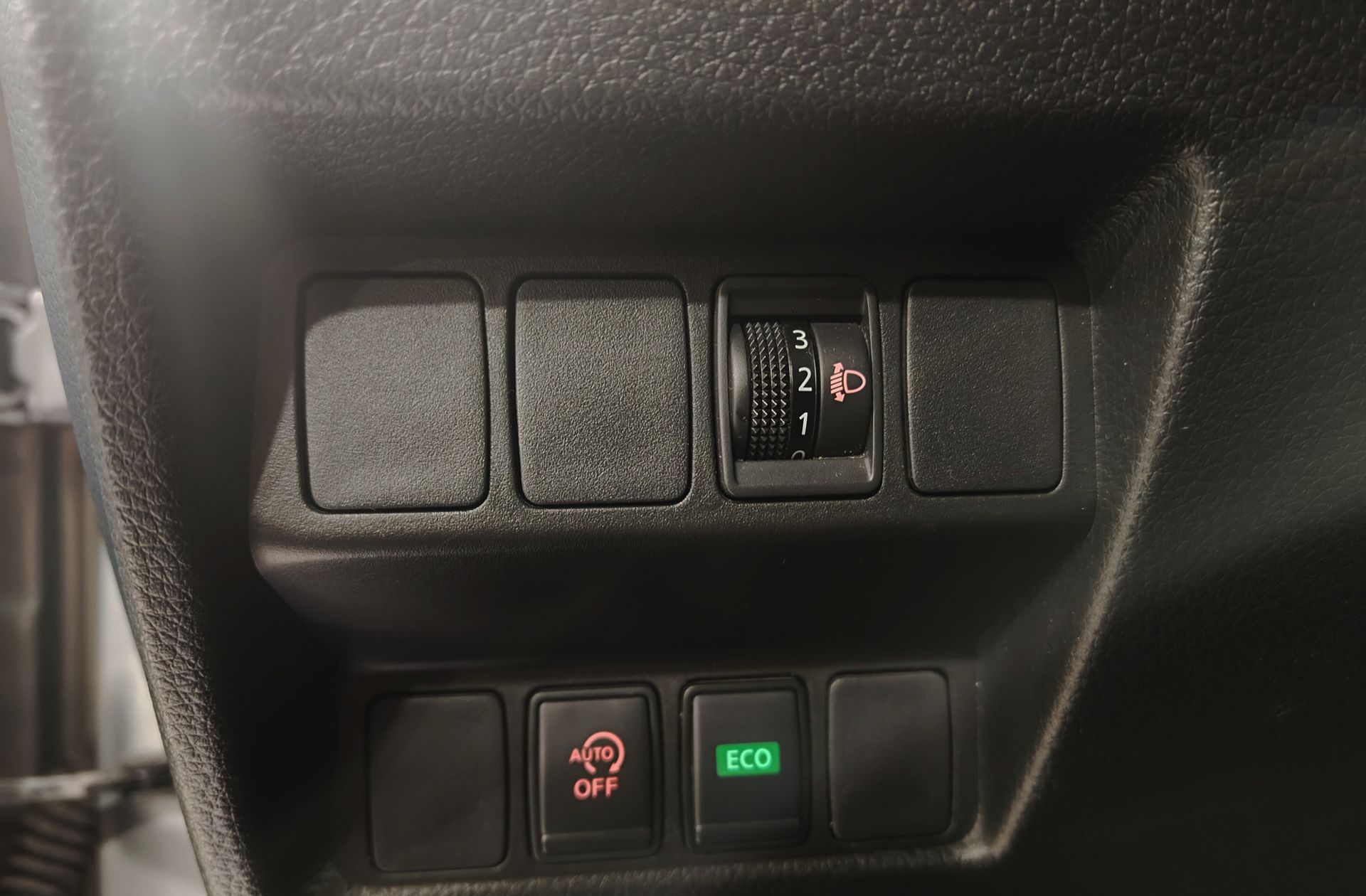 Nissan Qashqai DIG-T 160 N-Connecta 4x2 DCT - foto 12