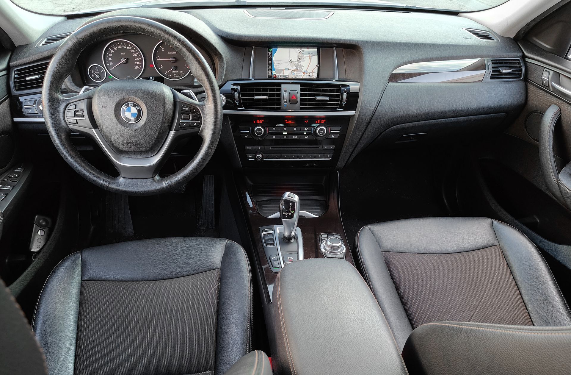 BMW X4 xDrive20d - foto 8