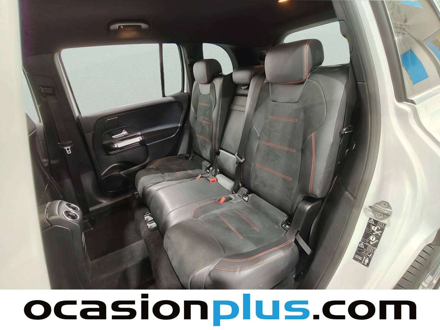 Foto Mercedes GLB Mercedes-Benz GLB 200 d (150 CV) Pack AMG 7 Plazas