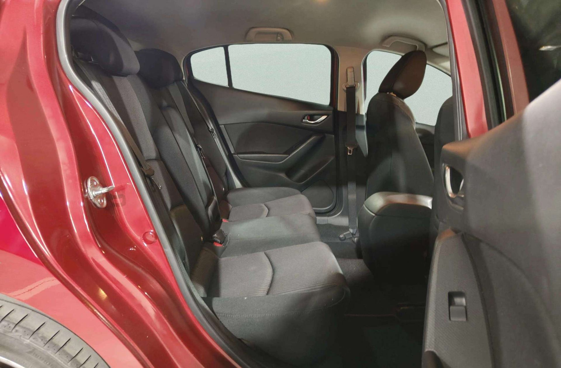 Mazda Mazda3 2.2 DE Luxury - foto 17
