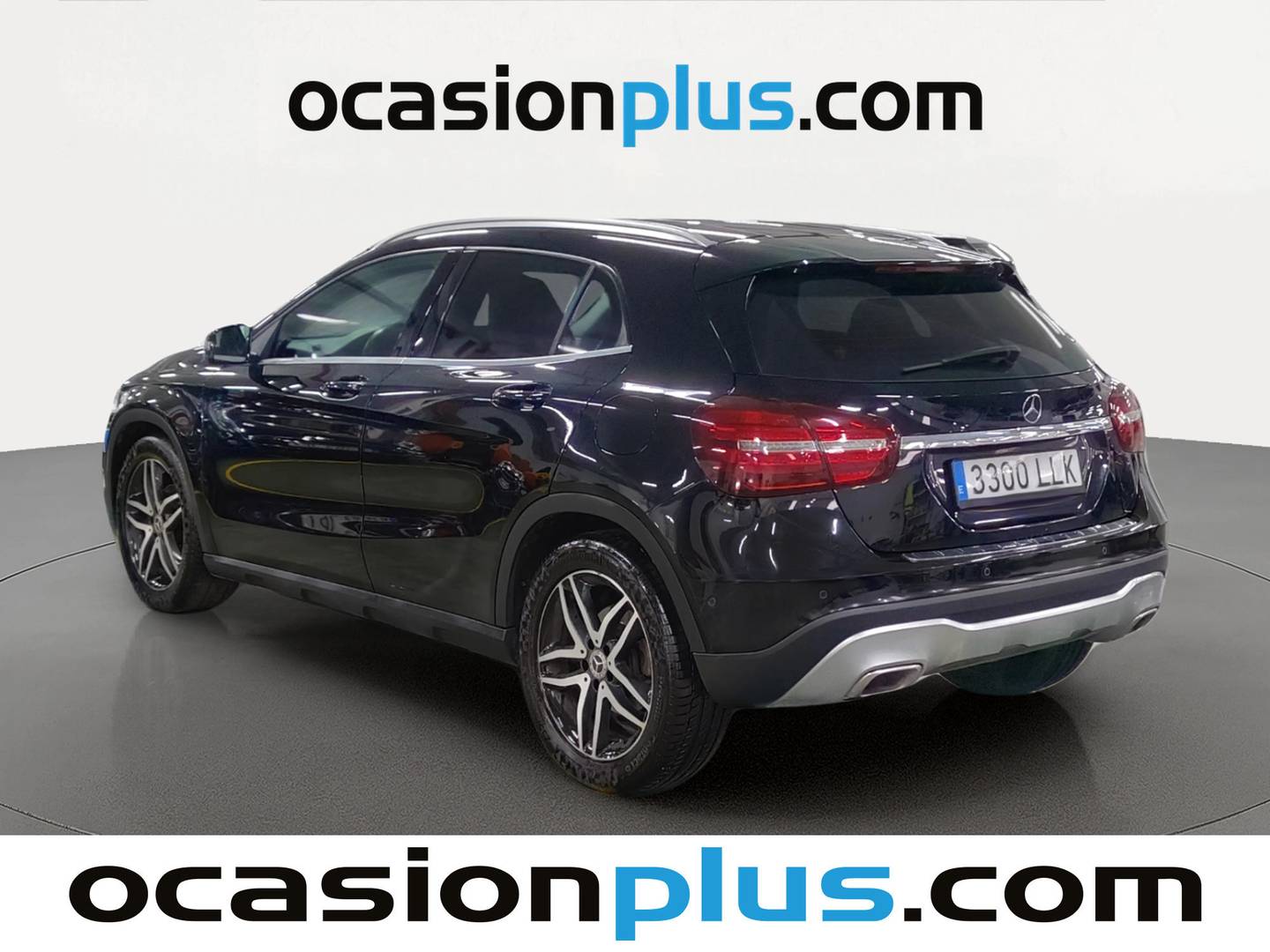 Foto trasera Mercedes GLA Mercedes GLA 200 d  (136 CV) izquierda