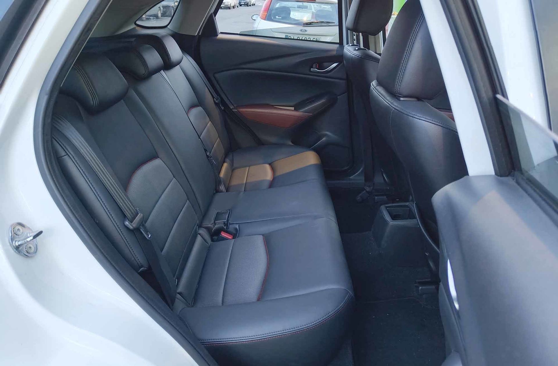 Mazda CX-3 1.5 DE Skyactiv Luxury 4WD - foto 18