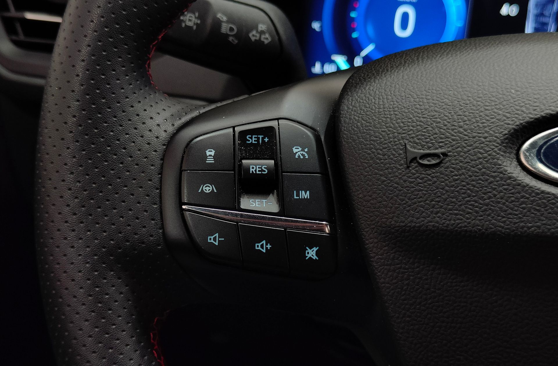 Ford Kuga 2.5 Duratec PHEV ST-Line X - foto 28