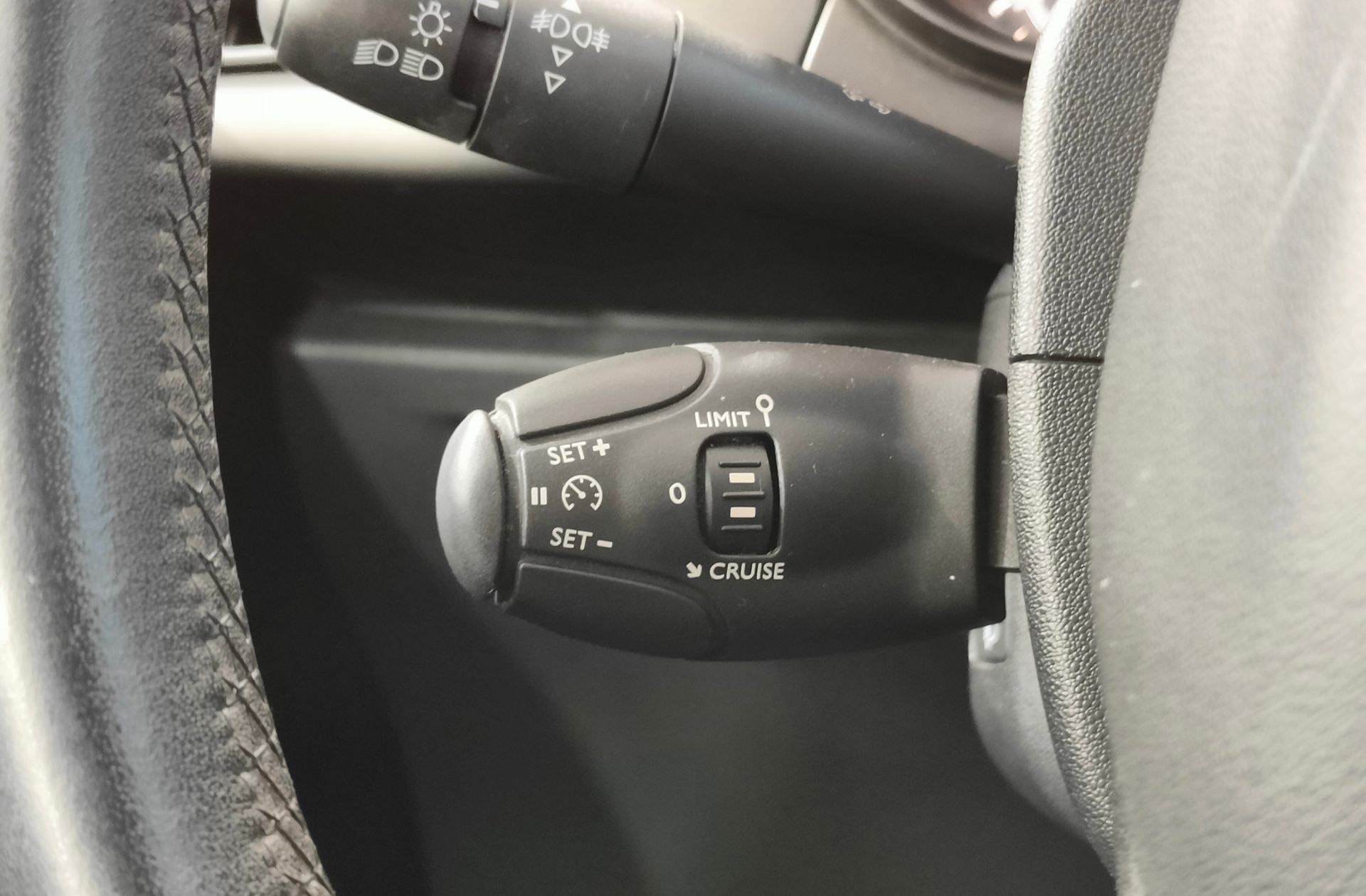 Citroën C3 BlueHDi 100 Live Edition - foto 21