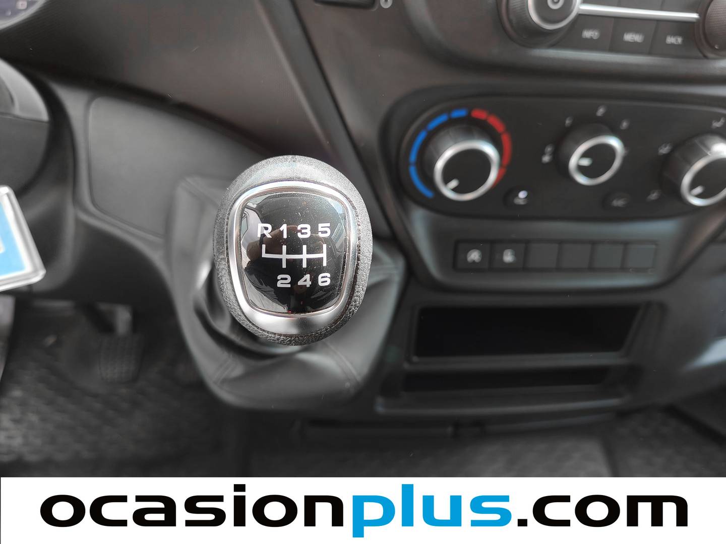 Foto Iveco Daily Iveco Daily Furgon 35S 16 V 3520L/H2 (156 CV)