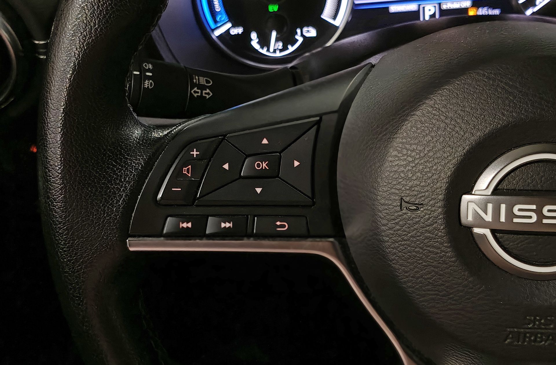 Nissan Juke 1.6 Hybrid N-Connecta - foto 28