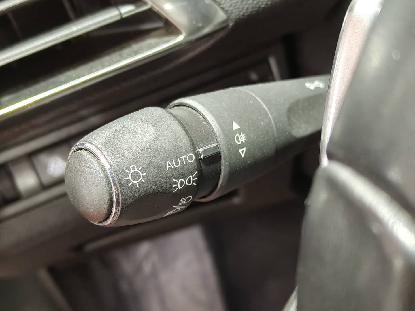 Peugeot 5008 Peugeot 5008 PureTech 130 S&S Allure Pack EAT8 (130 CV) 7 Plazas 130cv