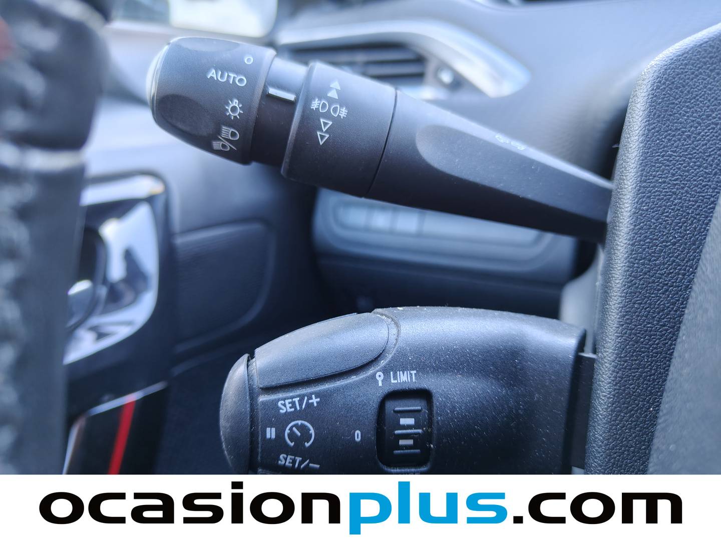 Foto Peugeot 208 Peugeot 208 1.6 BlueHDI GT-Line  (100 CV)