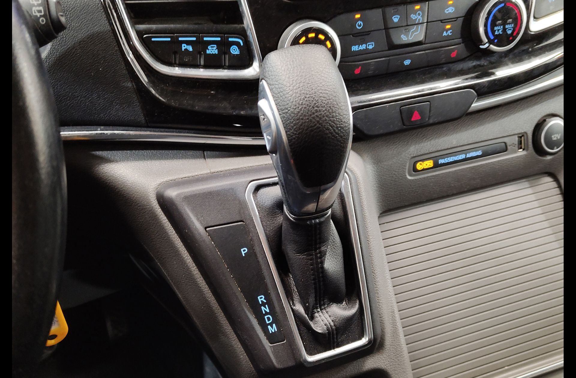 Ford Tourneo Custom 2.0 EcoBlue L1 Titanium 7 plazas - foto 5