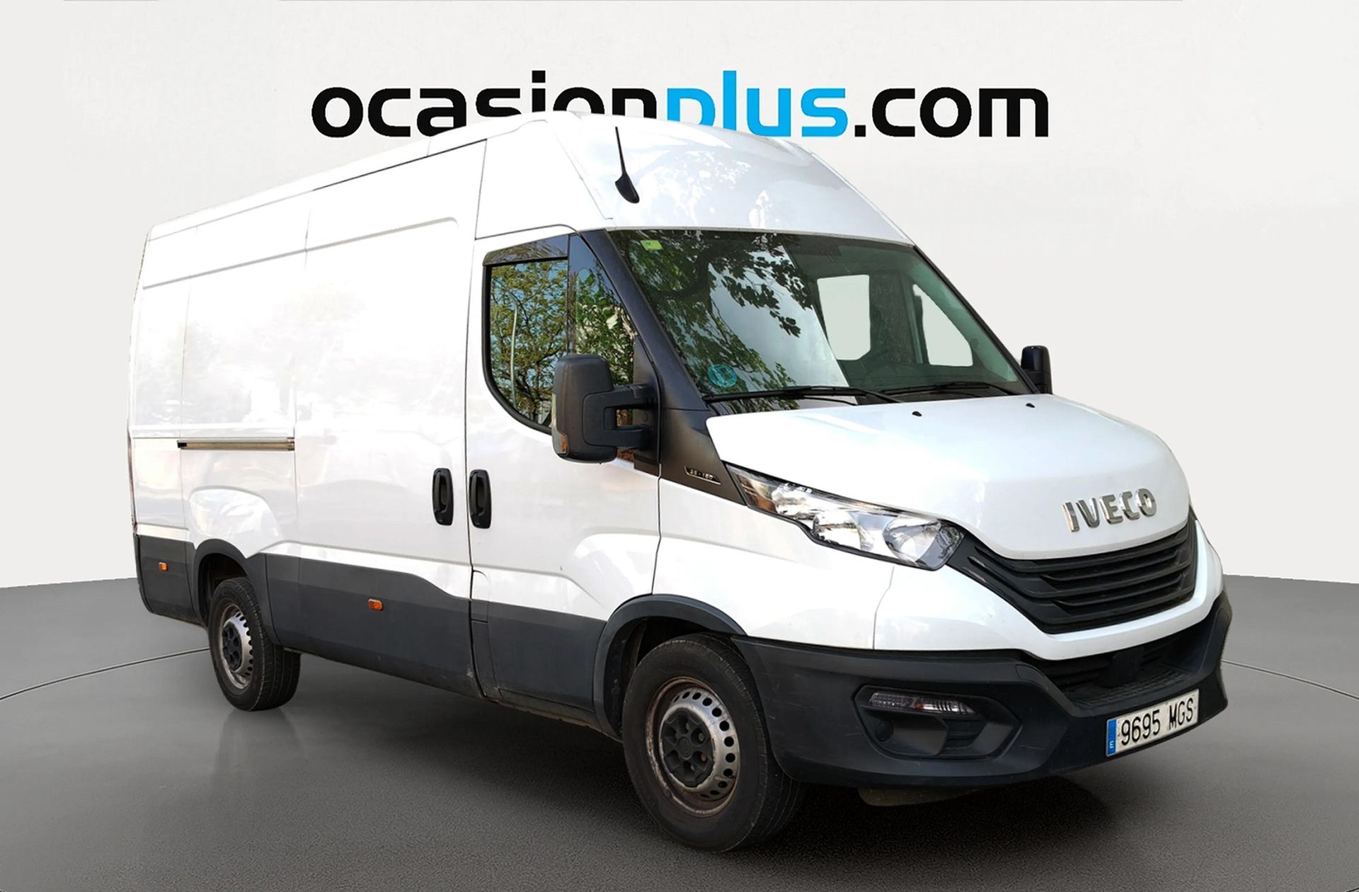 Iveco Daily Furgon 35S 16 V 3520L/H2 - foto 2